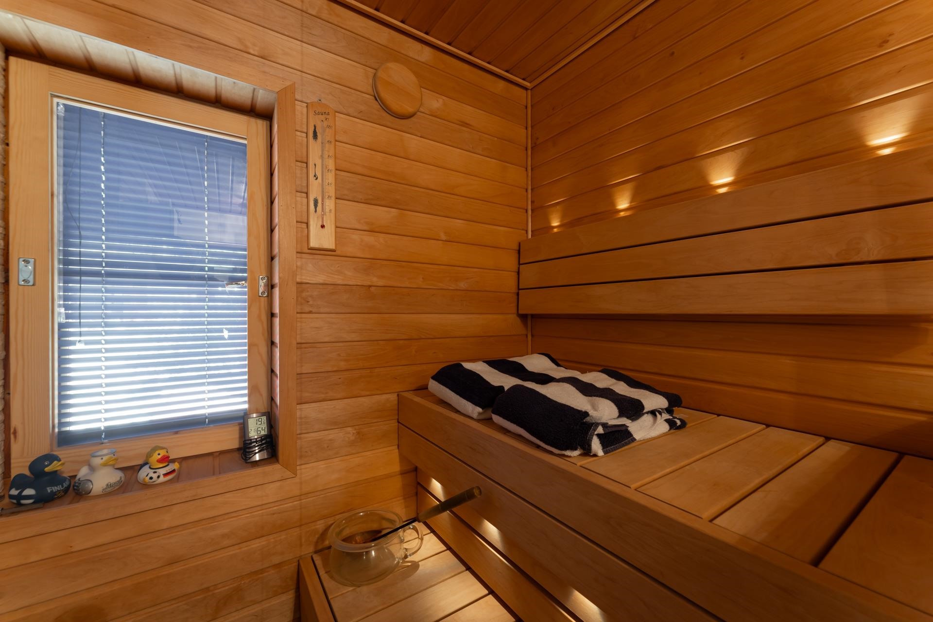 Sauna - Bastun