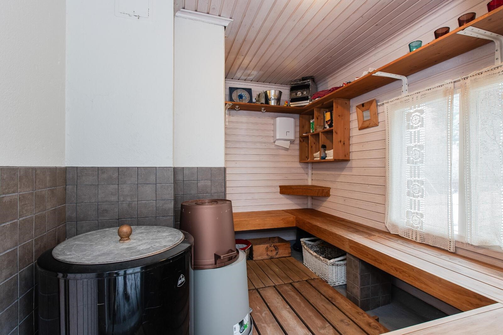 pihasaunan oleskelutila