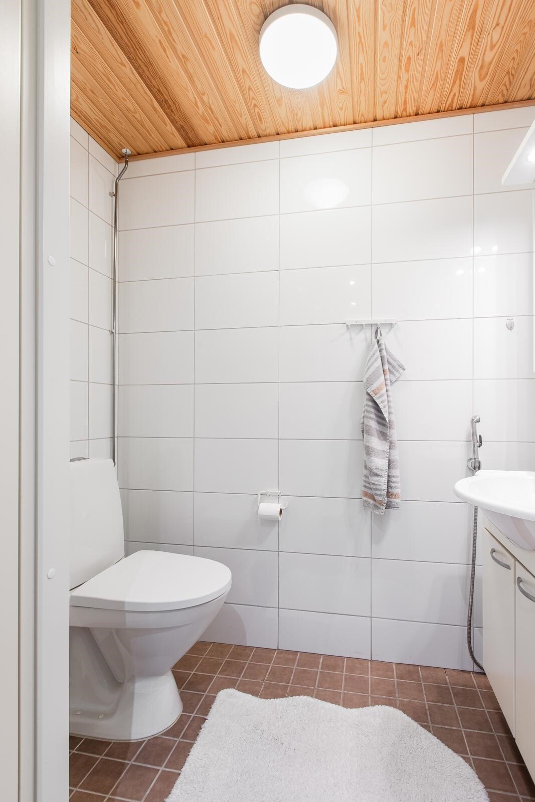 erillinen wc