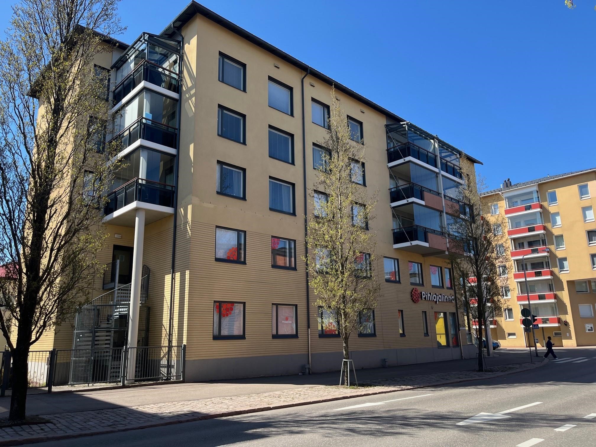 julkisivu