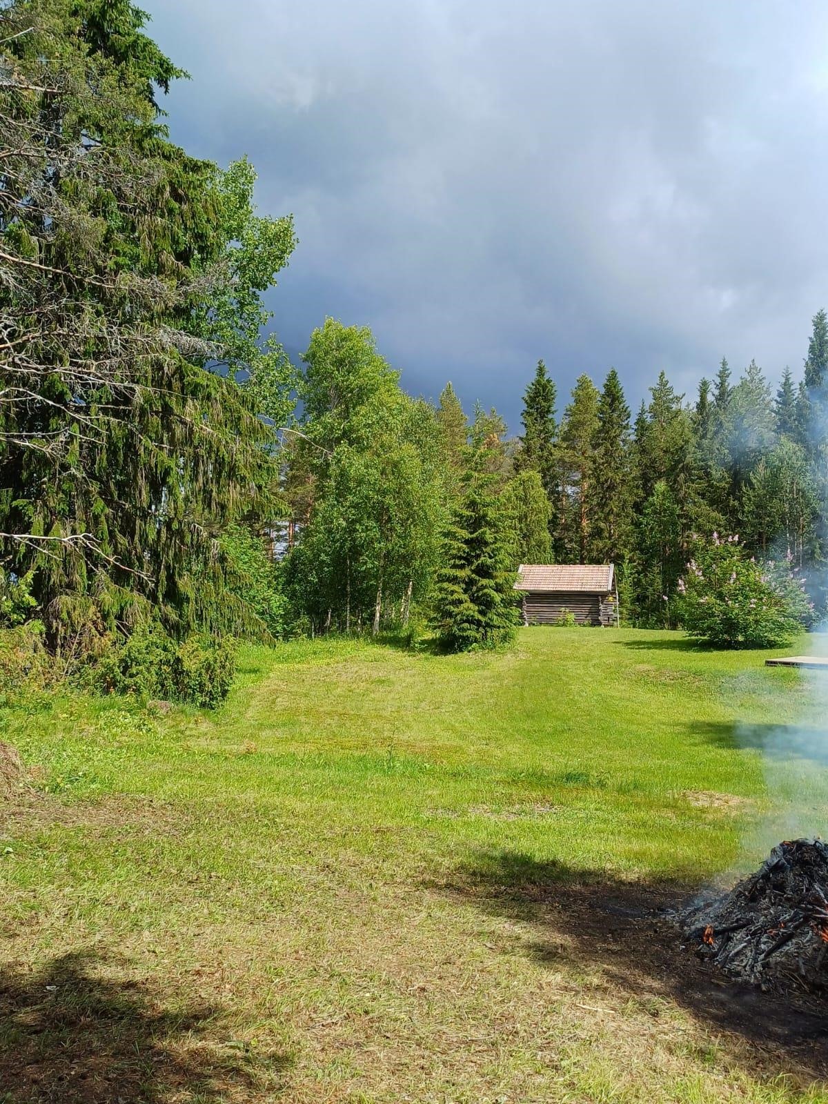 Myyjän kesäkuvia