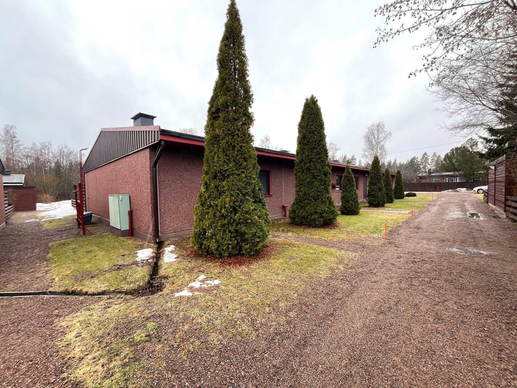 julkisivu