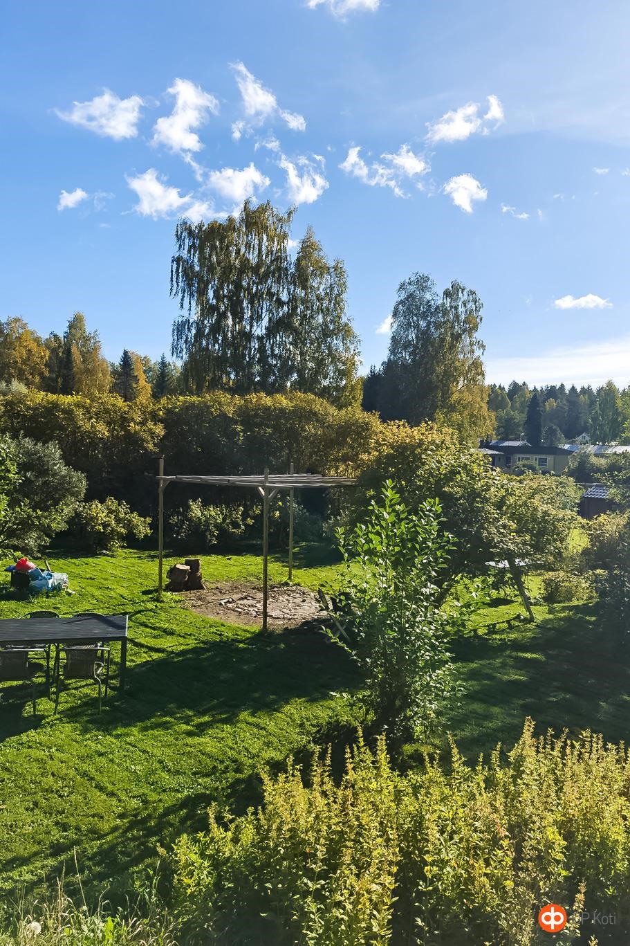 Myyjän aiemmin ottama kuva