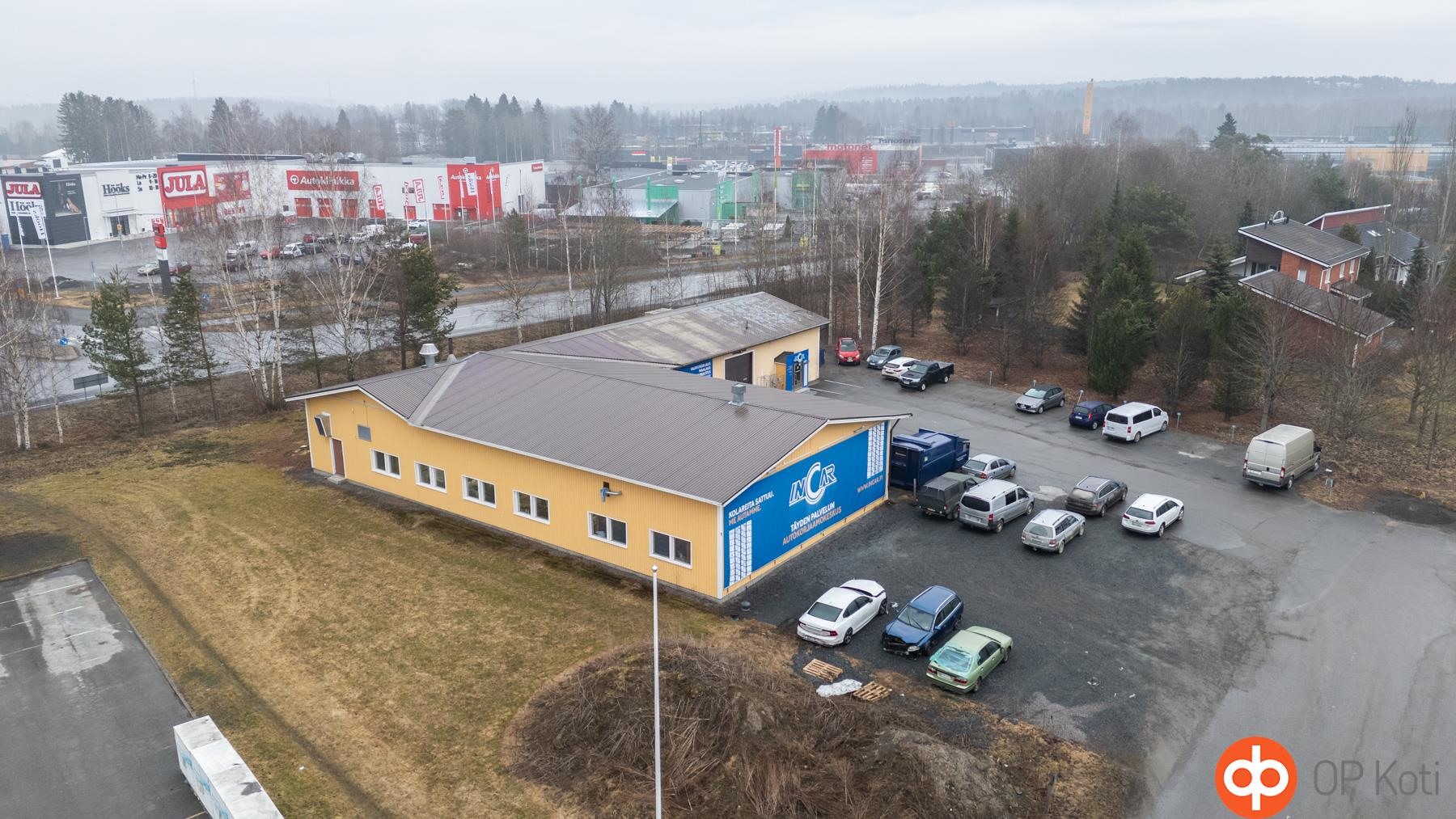Sähkömestarintien puolelta