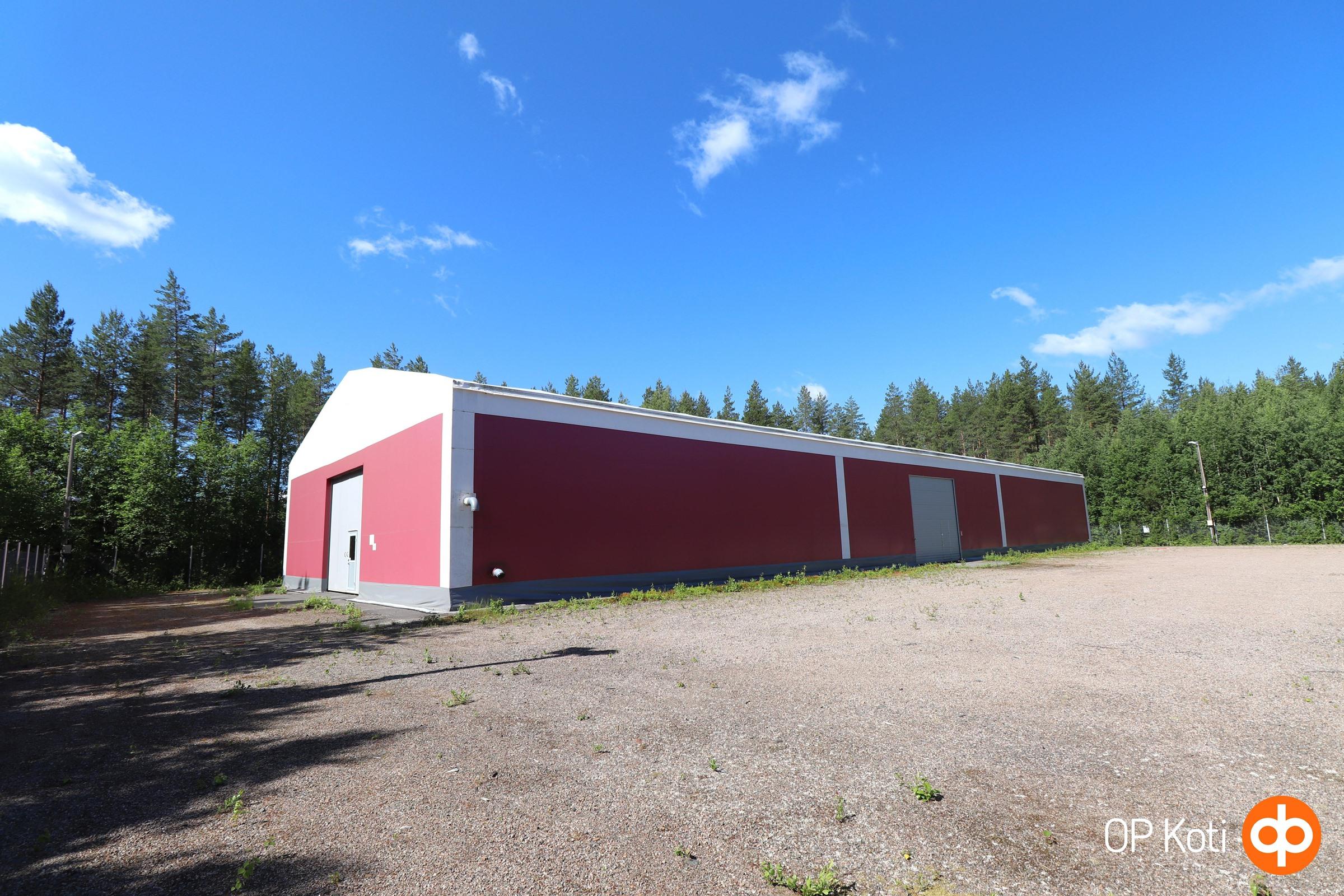 Julkisivu