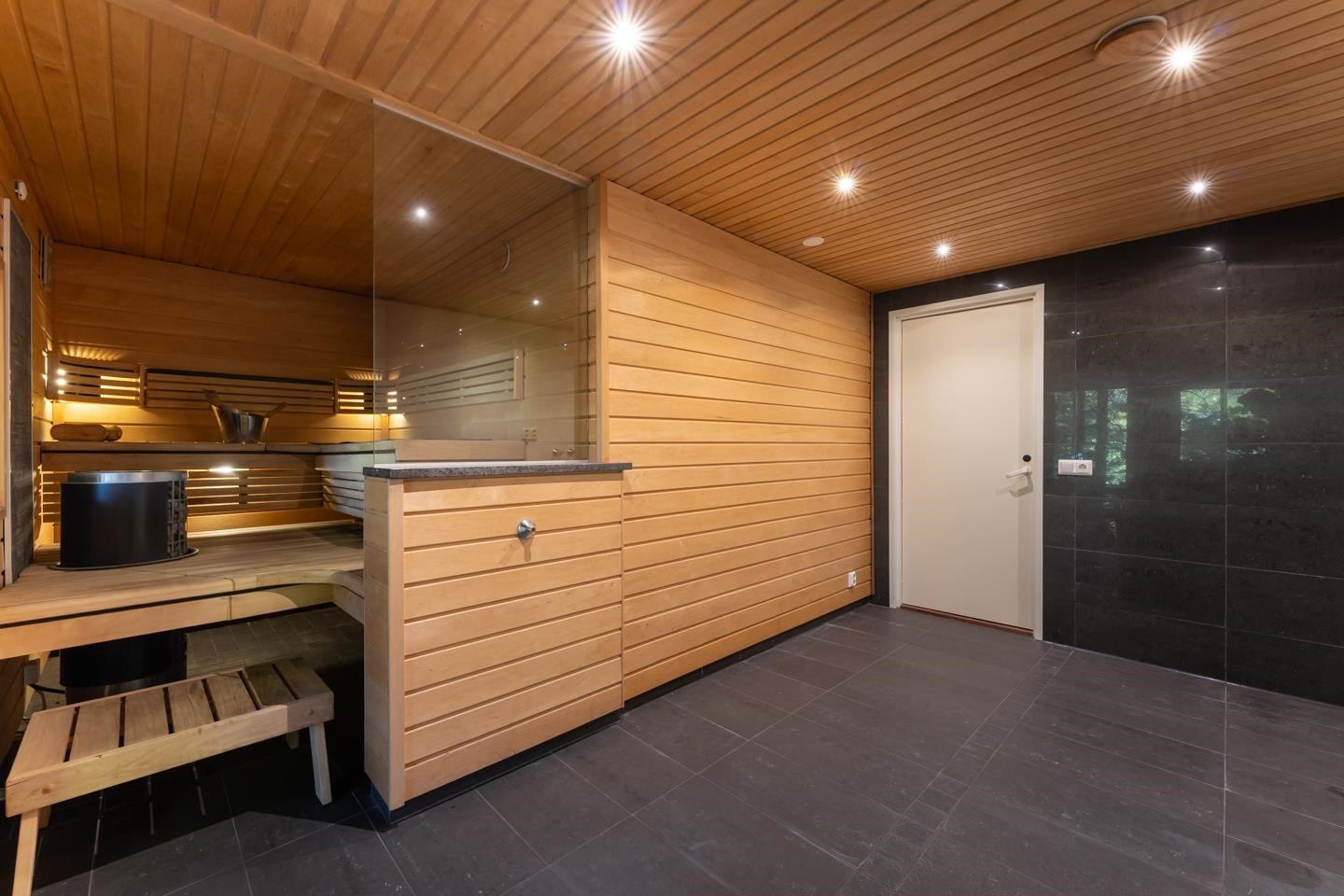 Kylpyosasto - Badavdelningen