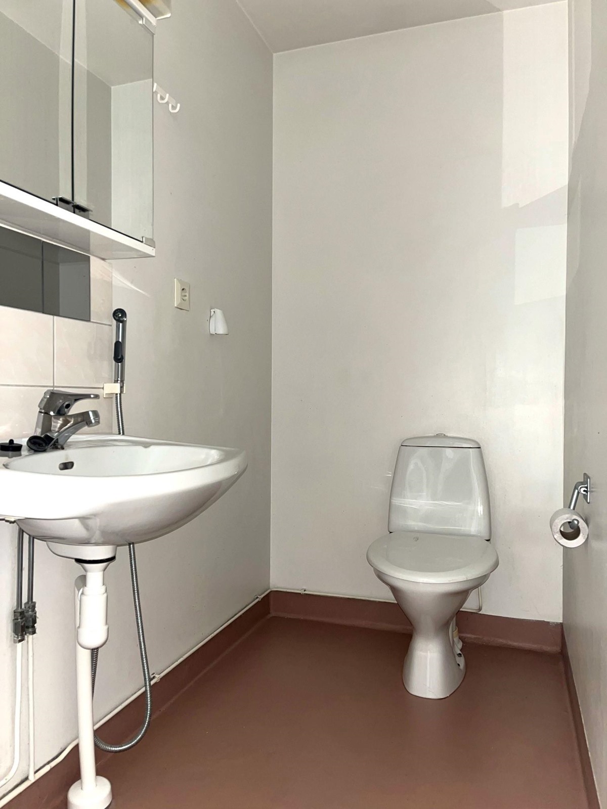 erillinen wc