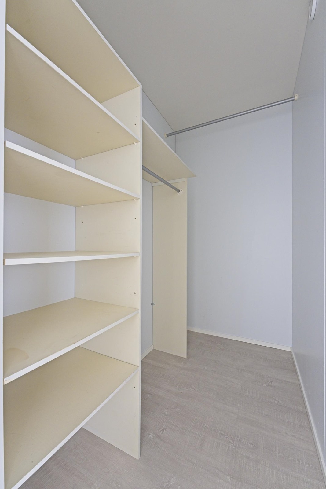 Vaatehuone - Klädrum