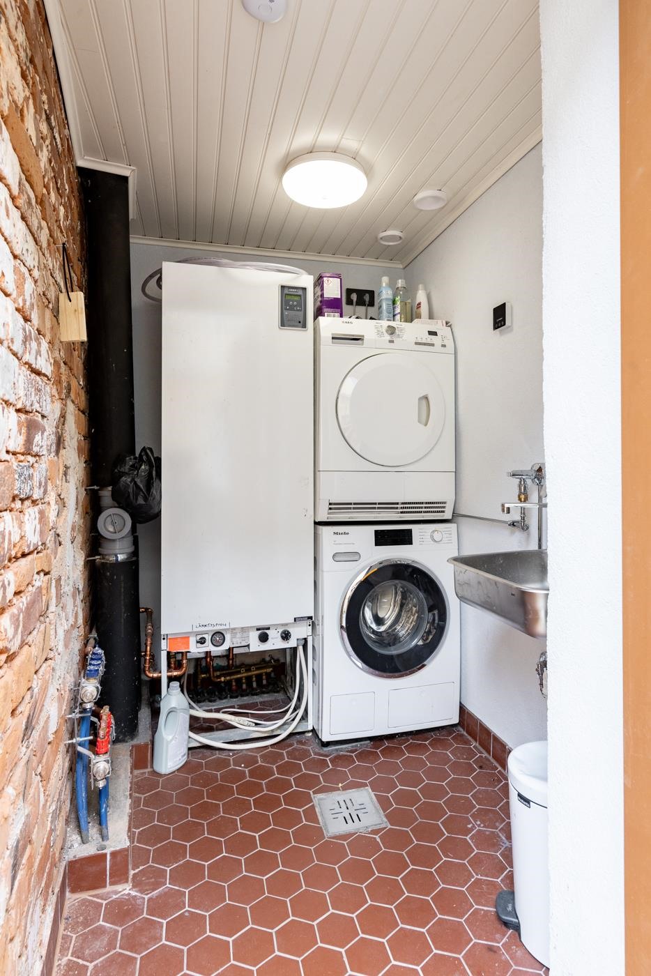 Taloyhtiön pesutupa