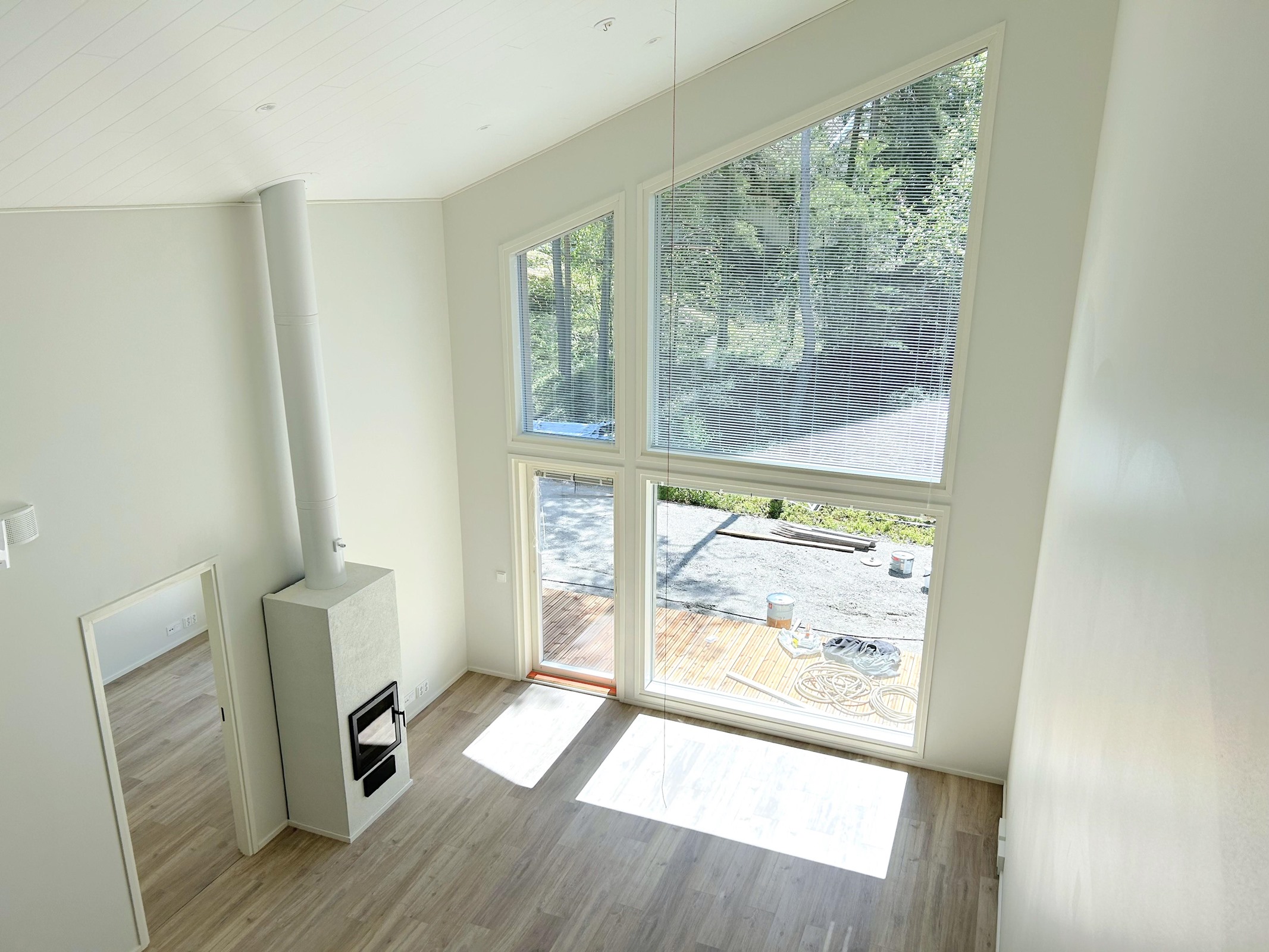 Olohuoneessa upea korkeus