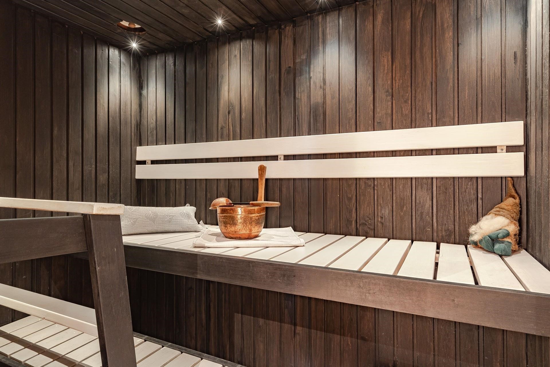 Sauna.