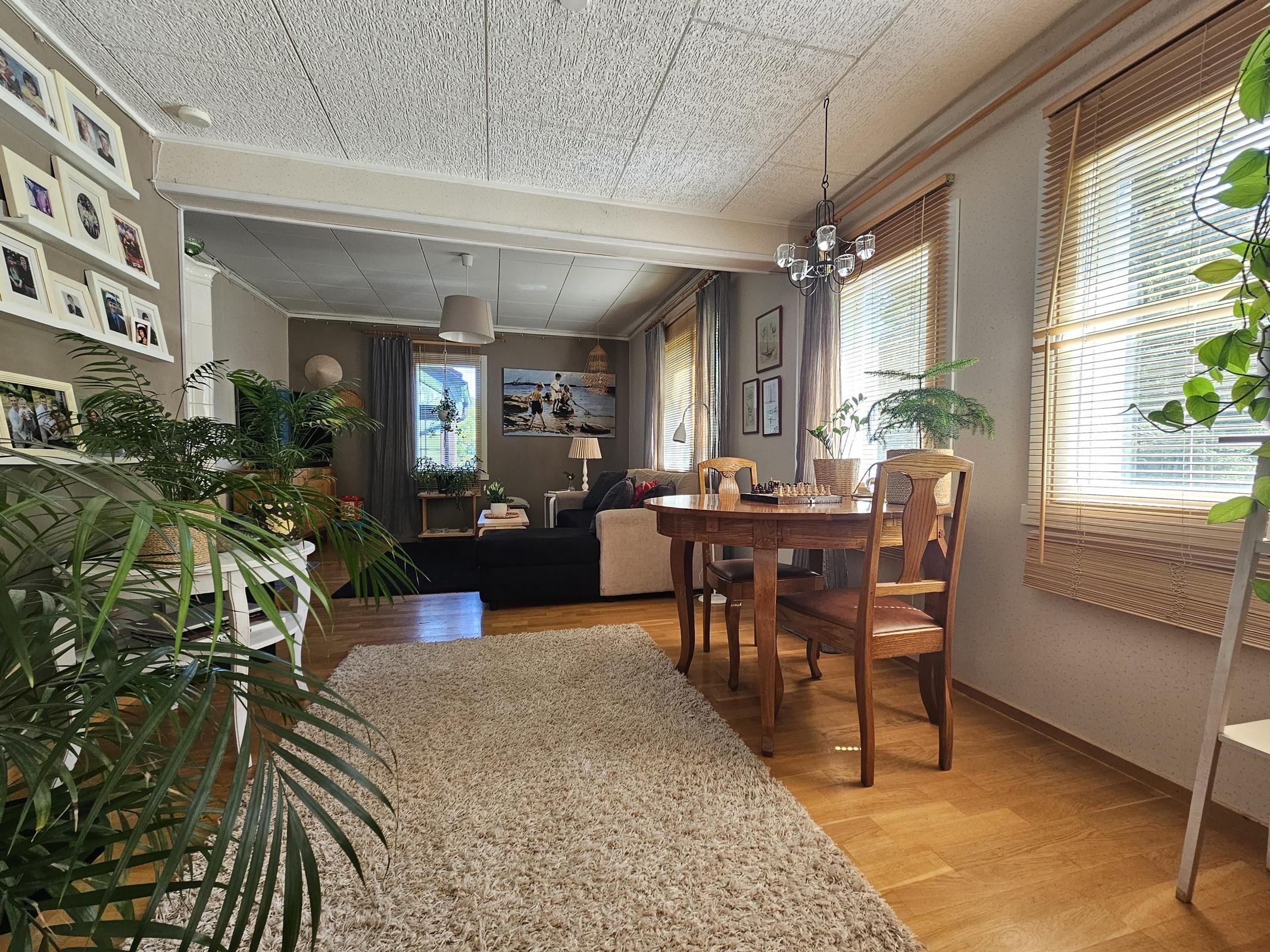 olohuonetta toisesta suunnasta