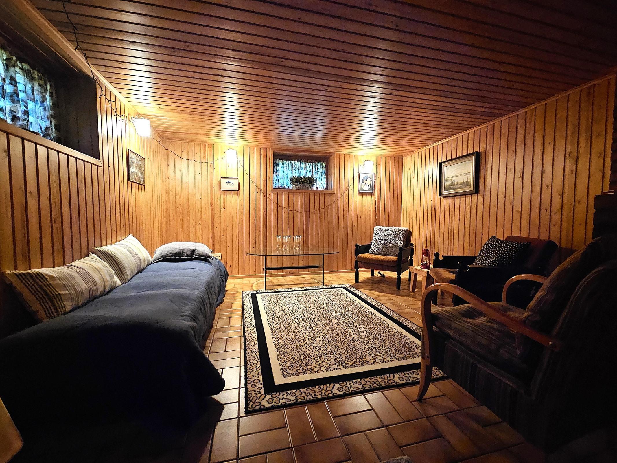 takkahuonetila alustassa