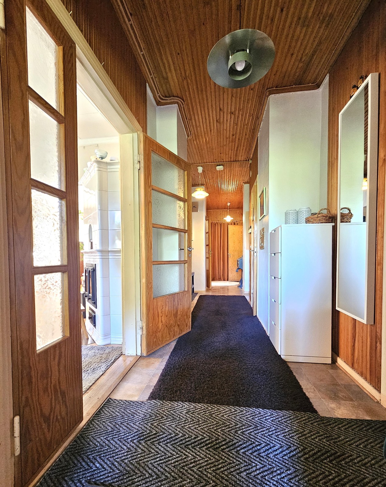 keskikerroksen käytävätilaa