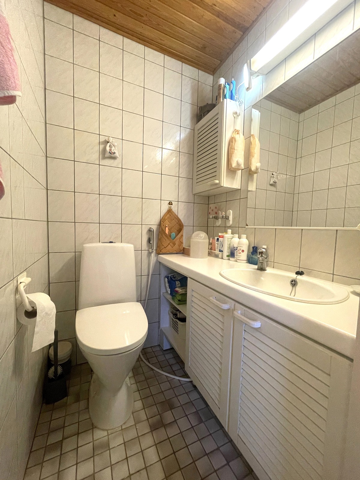 erillinen wc
