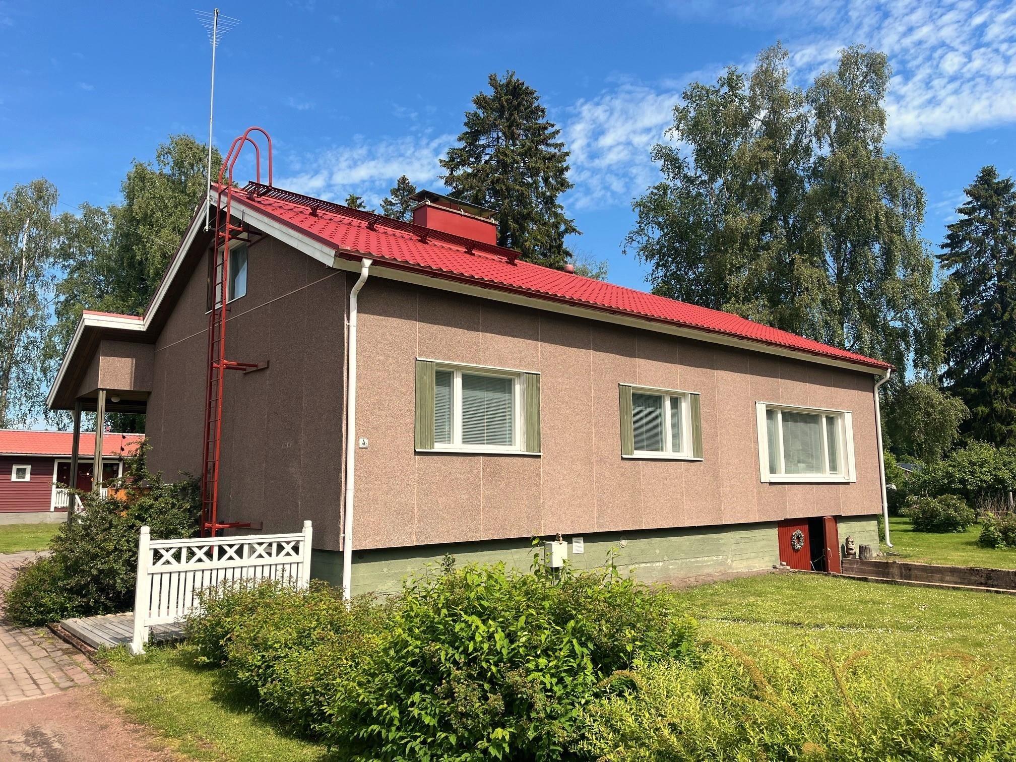 julkisivu
