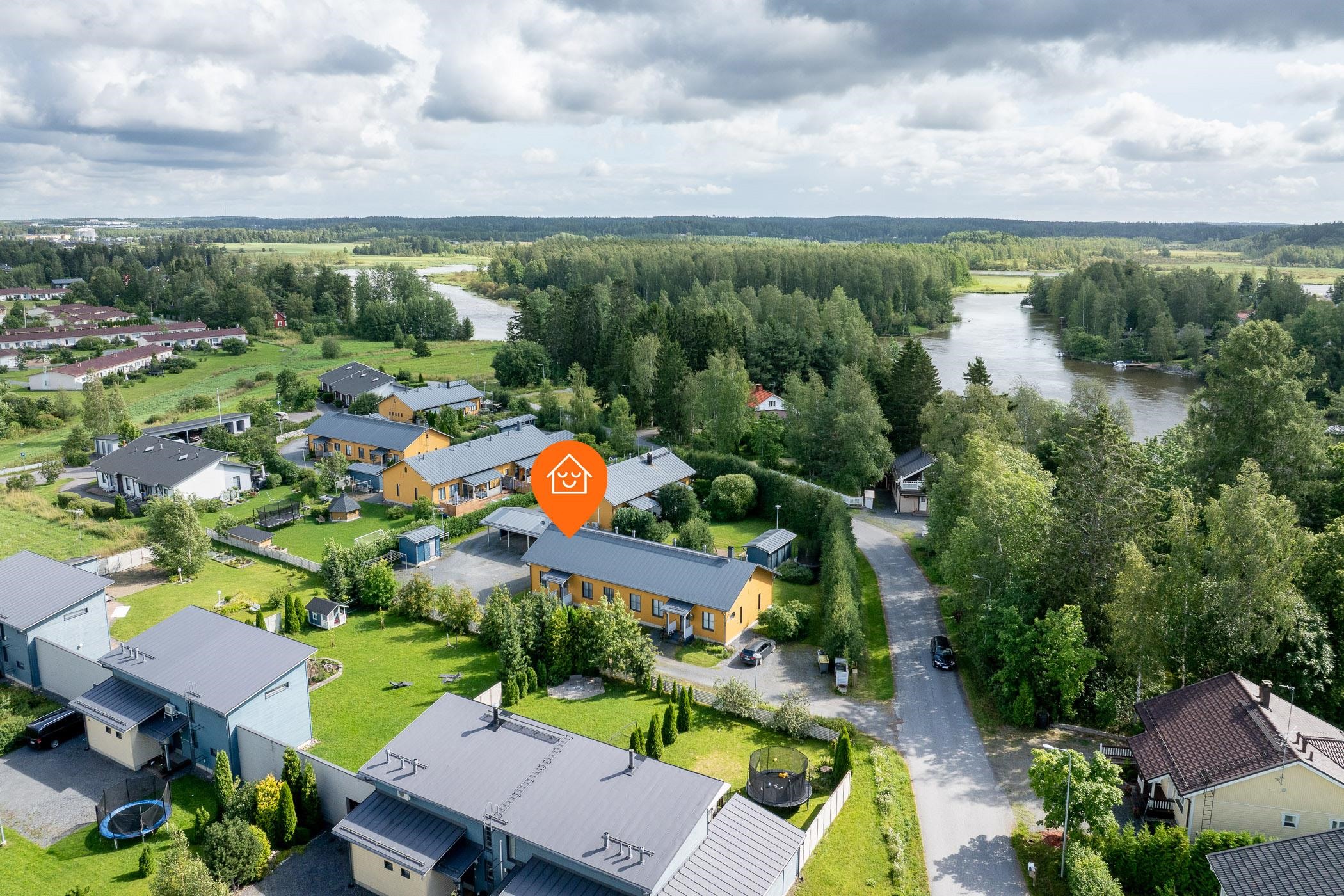 lähellä Herralanvuolletta