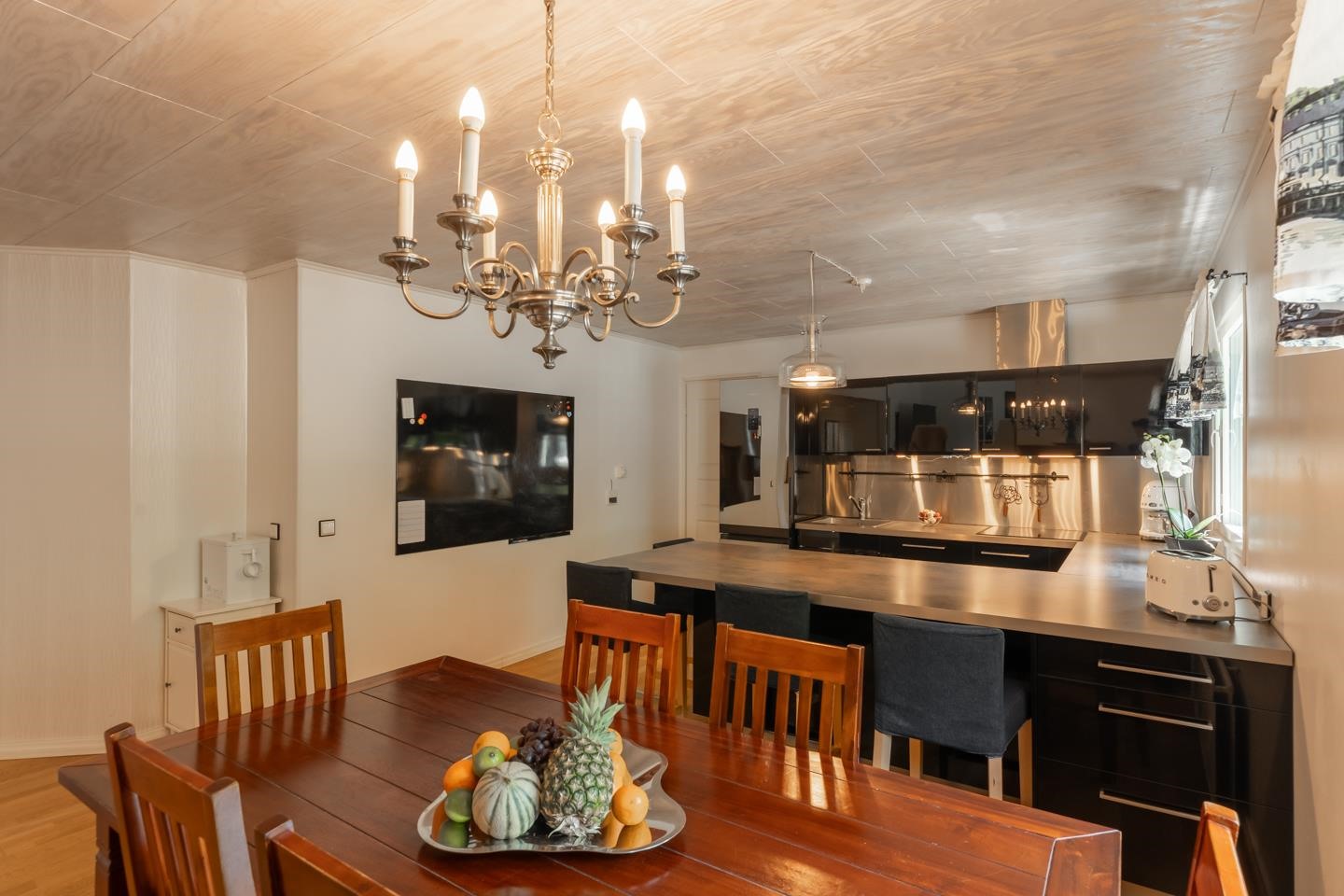 Avokeittiö - Öppet kök