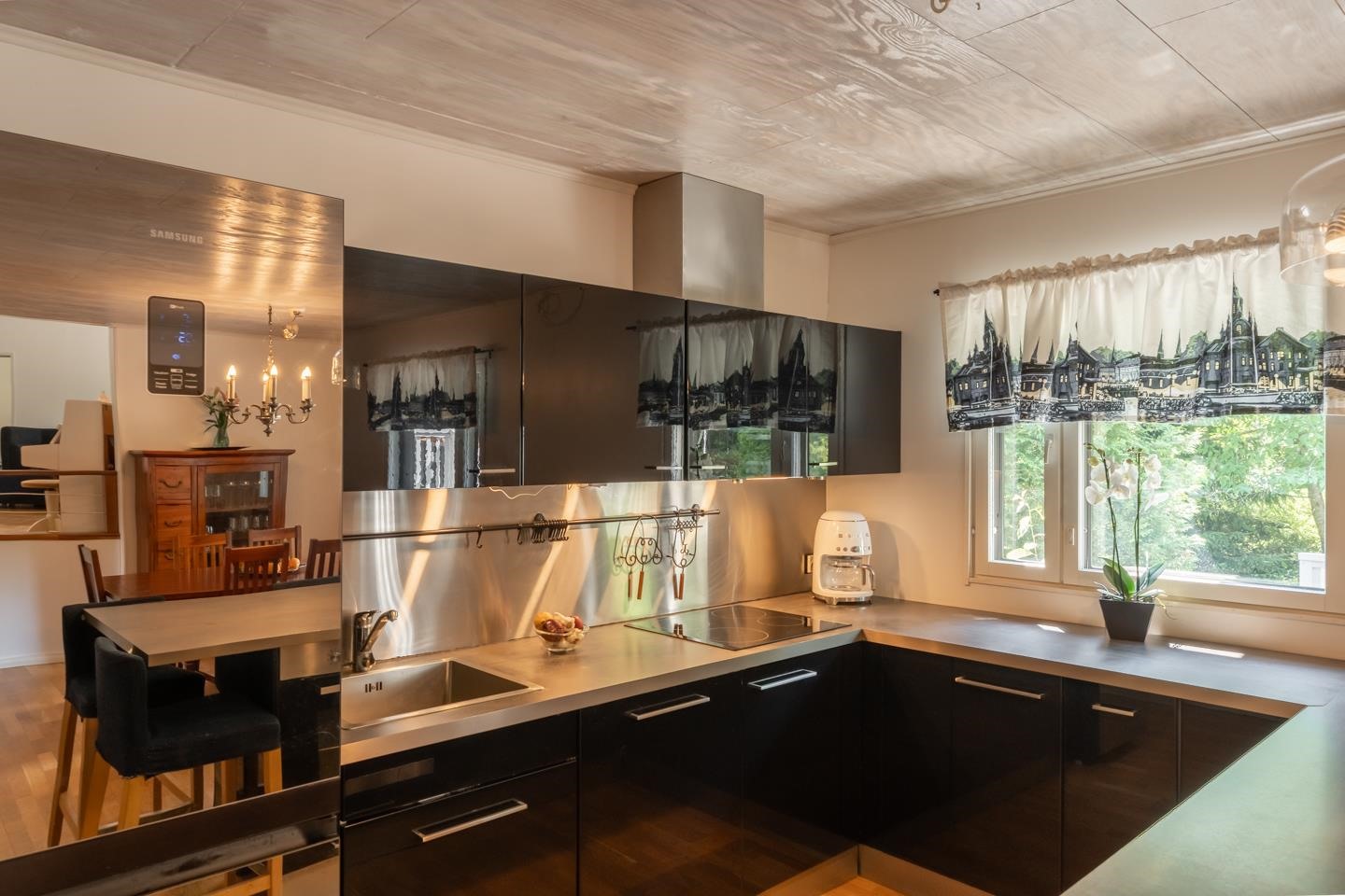 Avokeittiö - Öppet kök