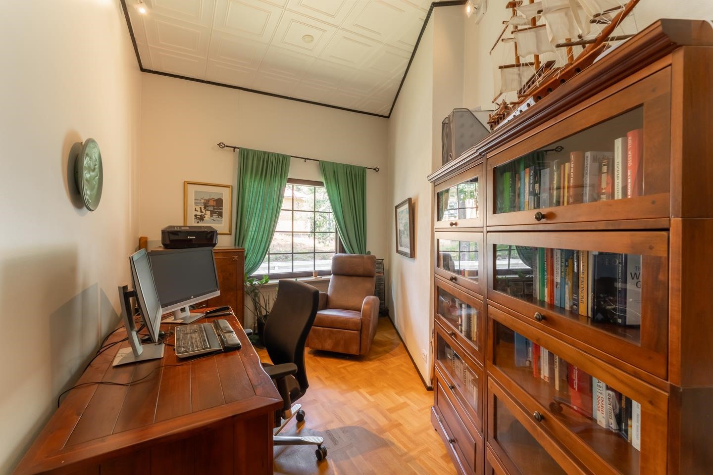 Työhuone 2 - Arbetsrum 2