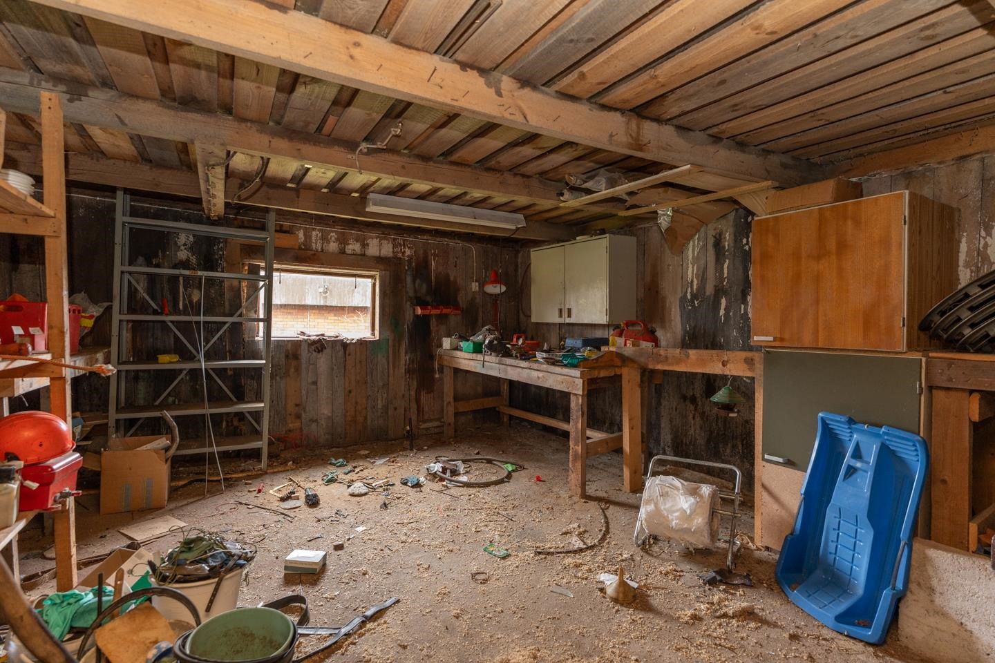 Vanha navetta / Gamla ladugården