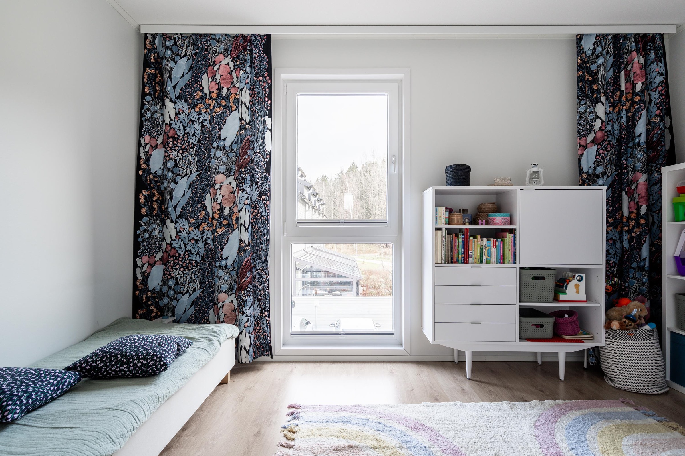 Yläkerran makuuhuone