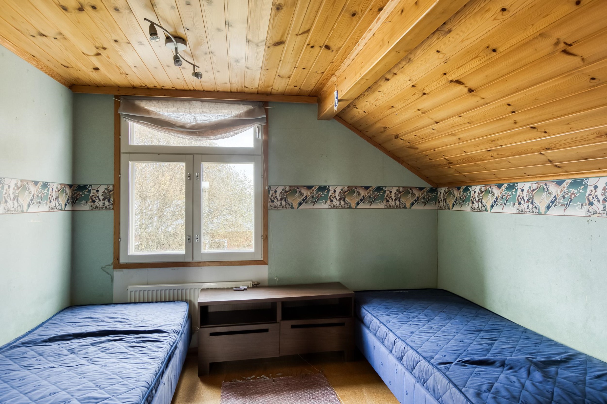 yläkerran makuuhuone 3