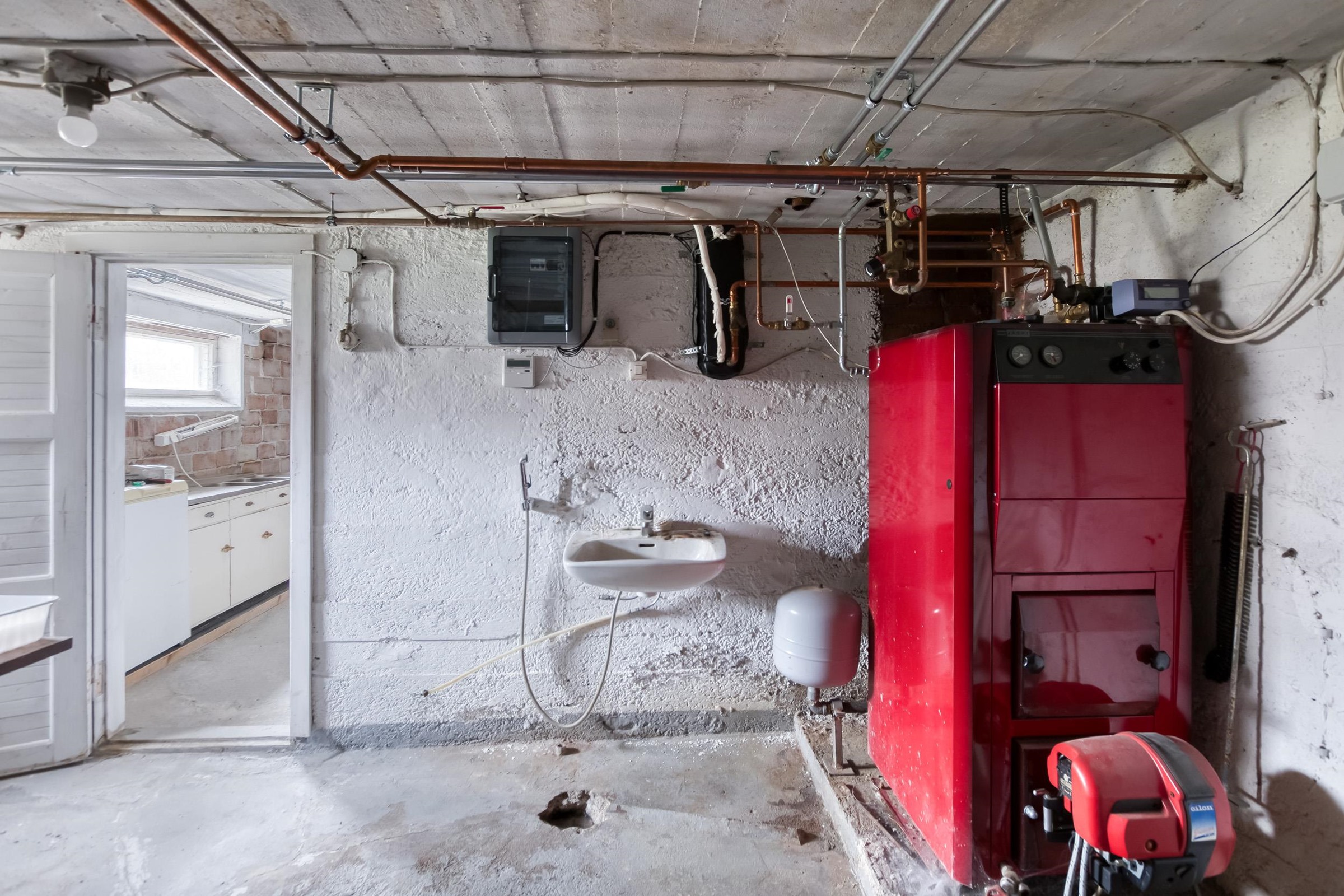 kellarikerroksen tekninen tila