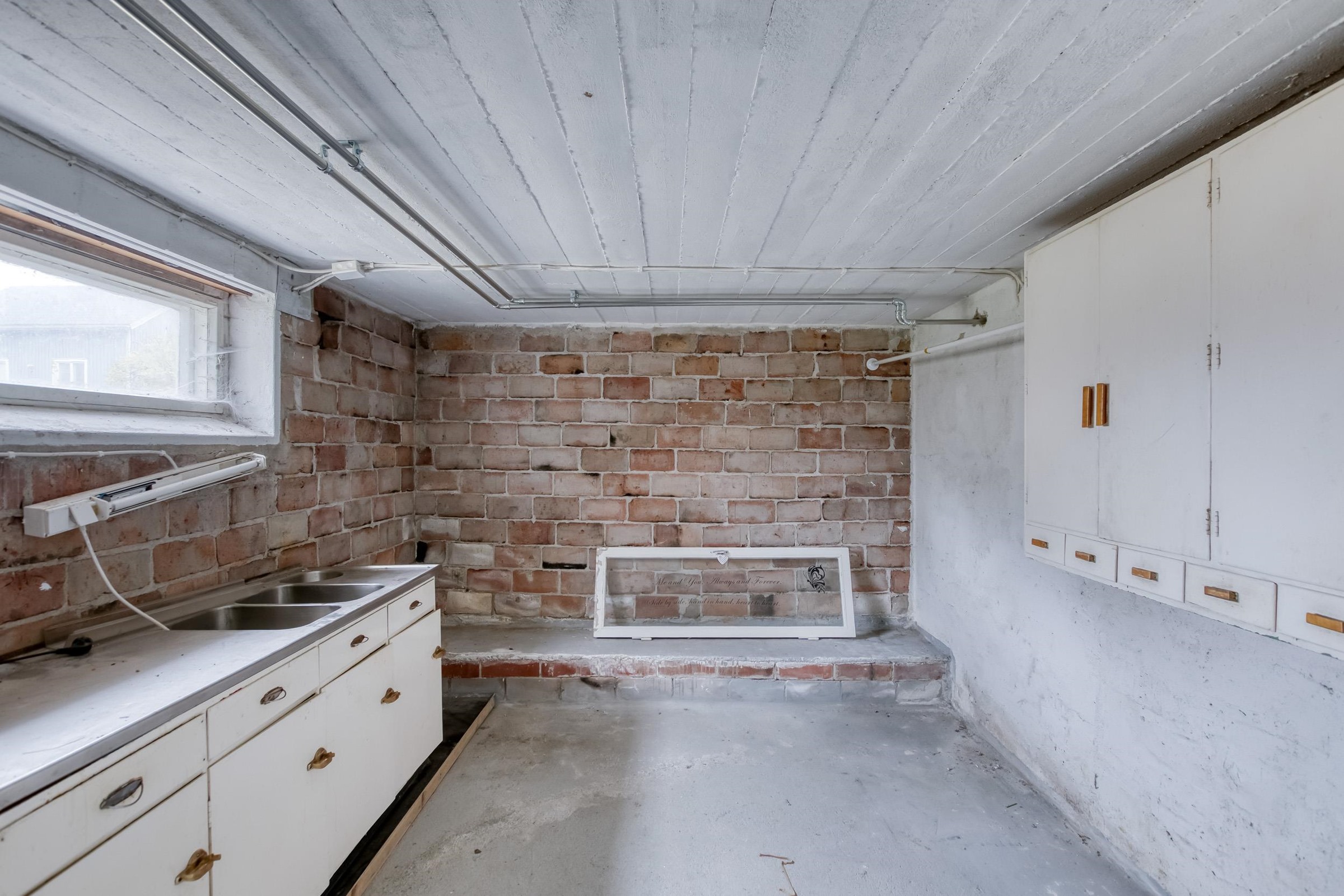 kellarikerroksen khh