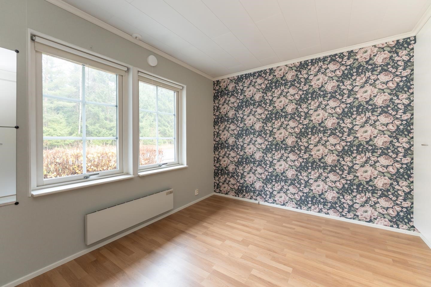 Sovrum 1 / Makuuhuone 1