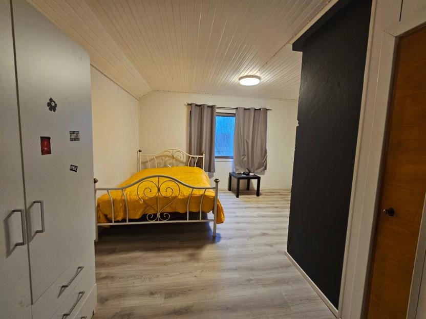 Yläkerran makuuhuone