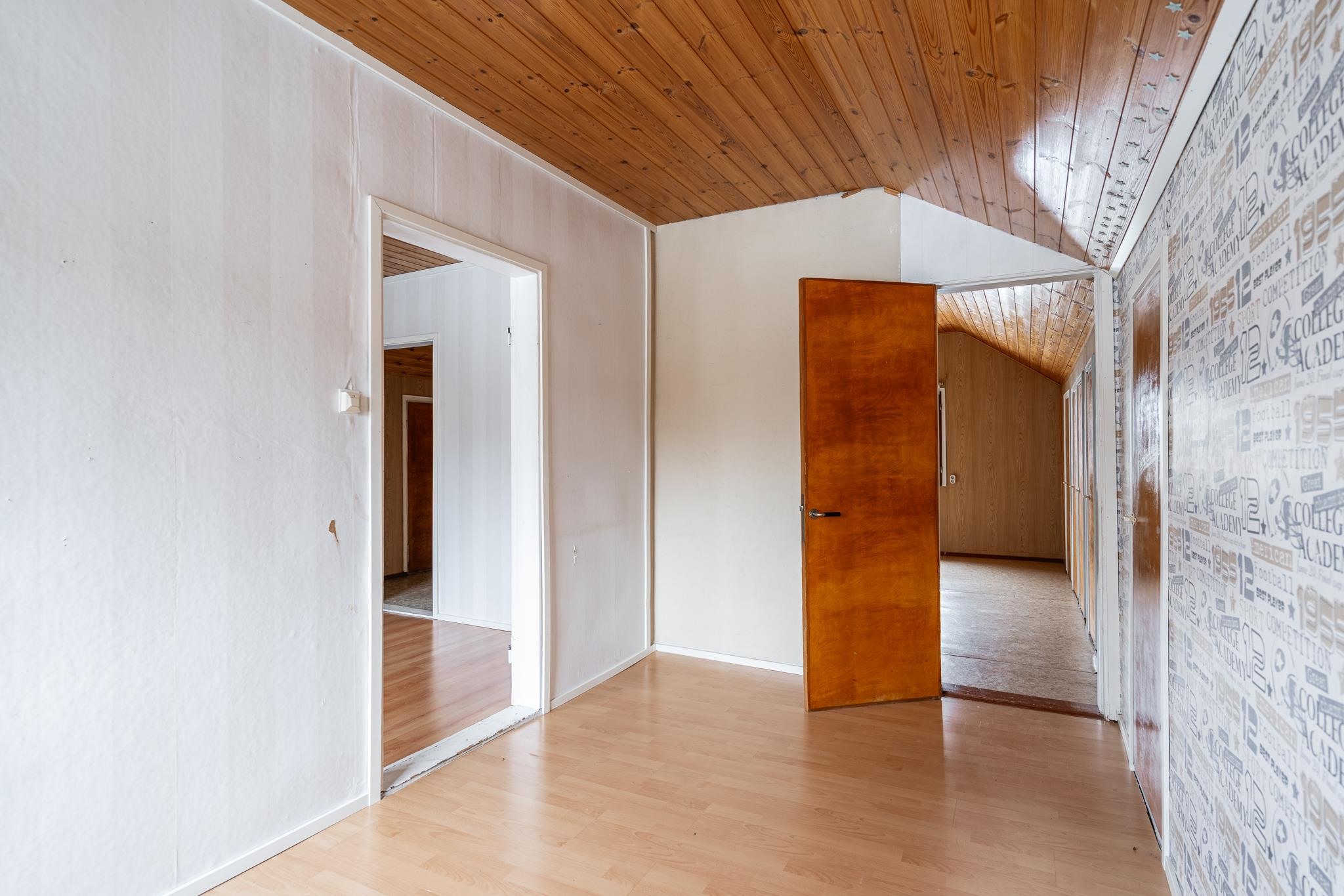 Yläkerran makuuhuone