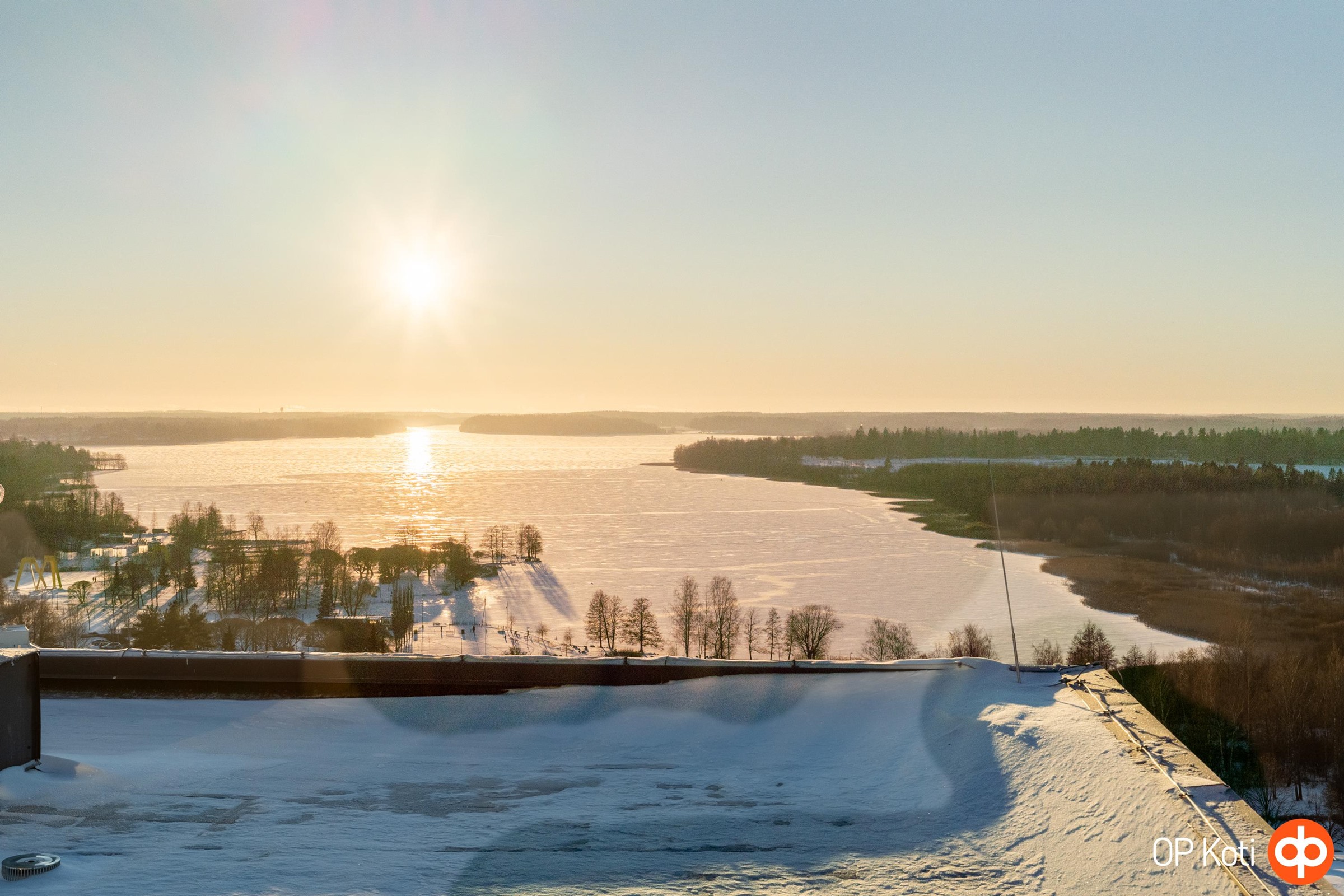 näkymä taloyhtiön saunaosaston terassilta