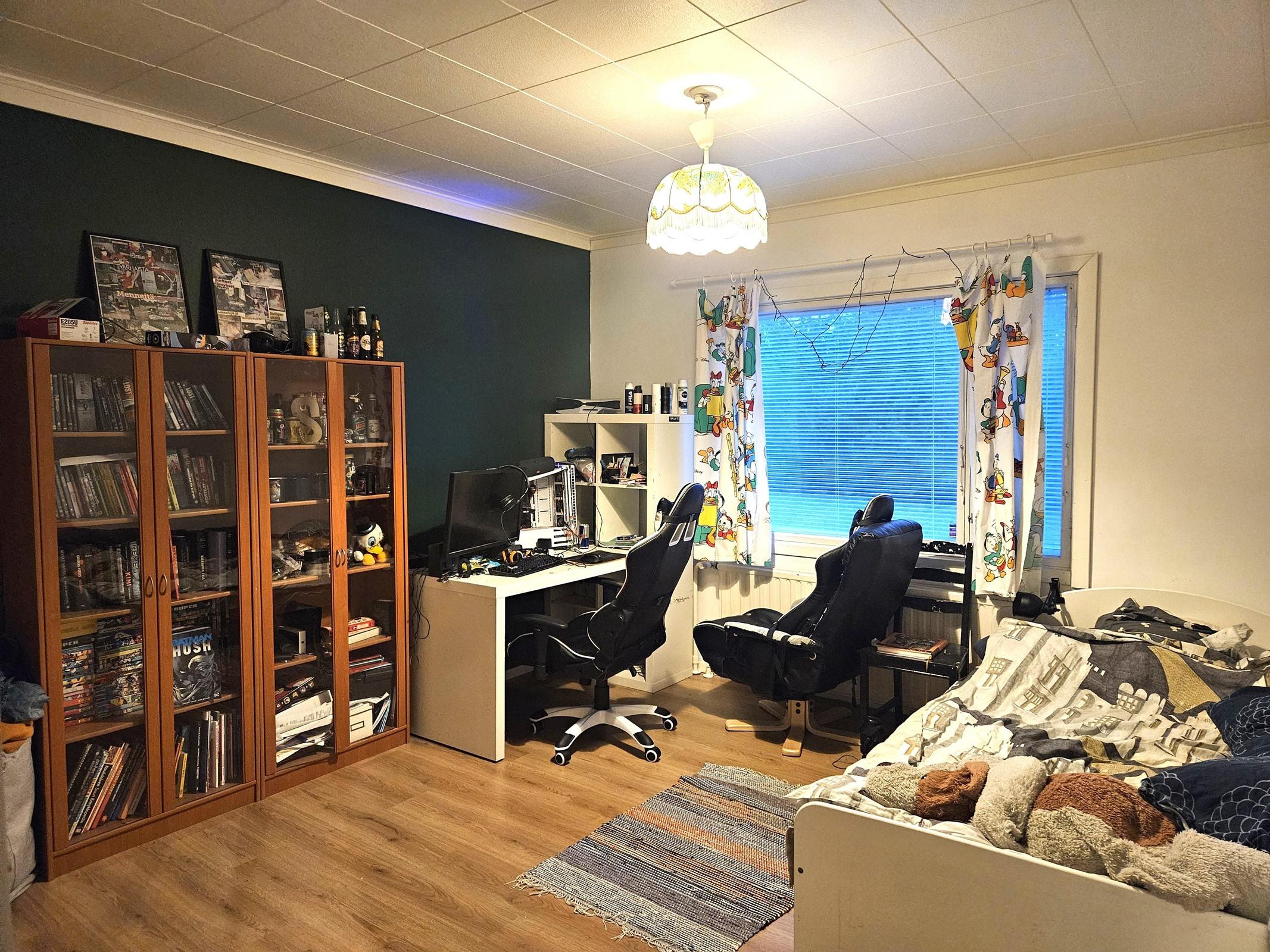 makuuhuone 2 keskikerroksessa