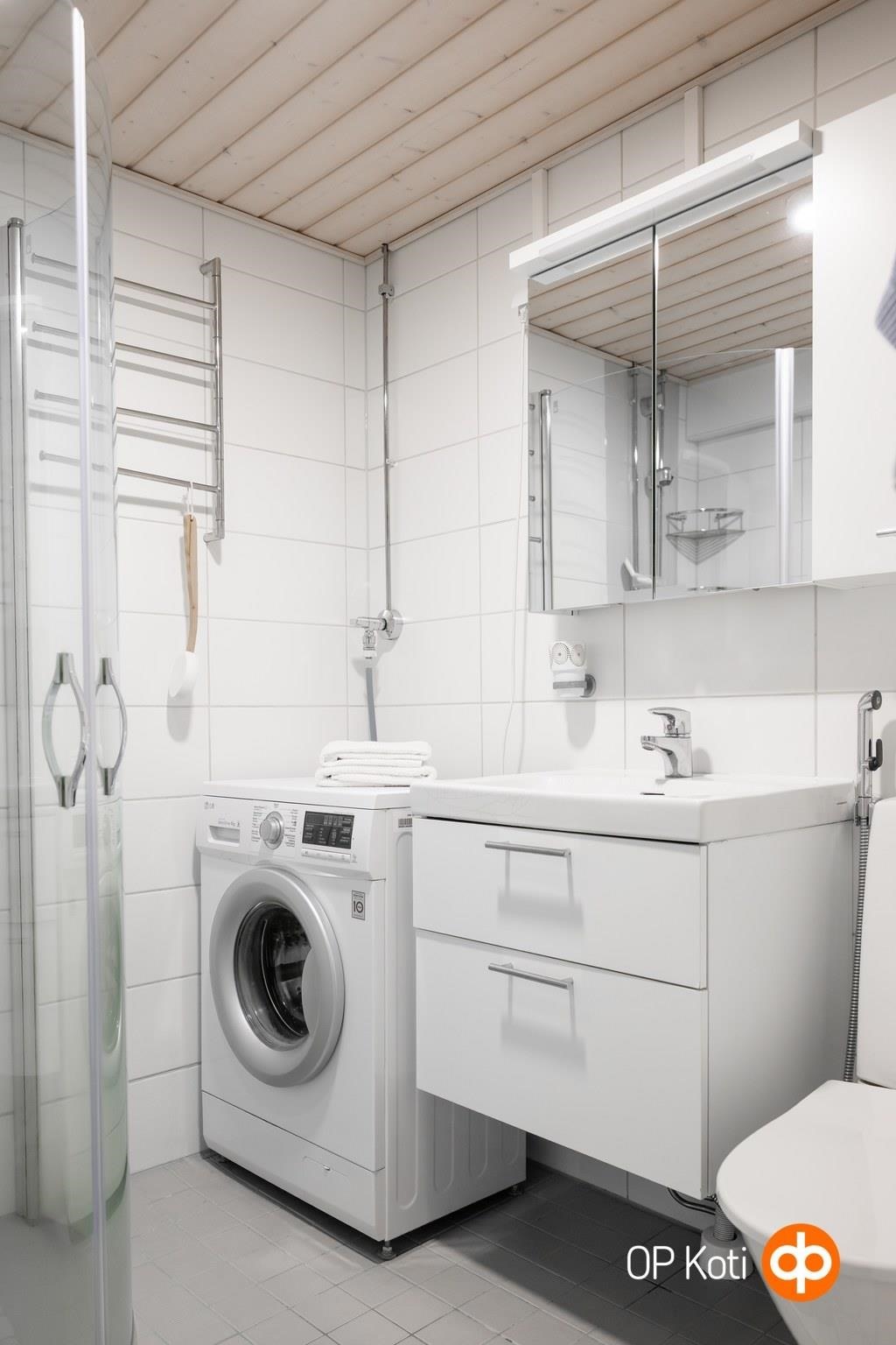 2015 remontoitu kylpyhuone