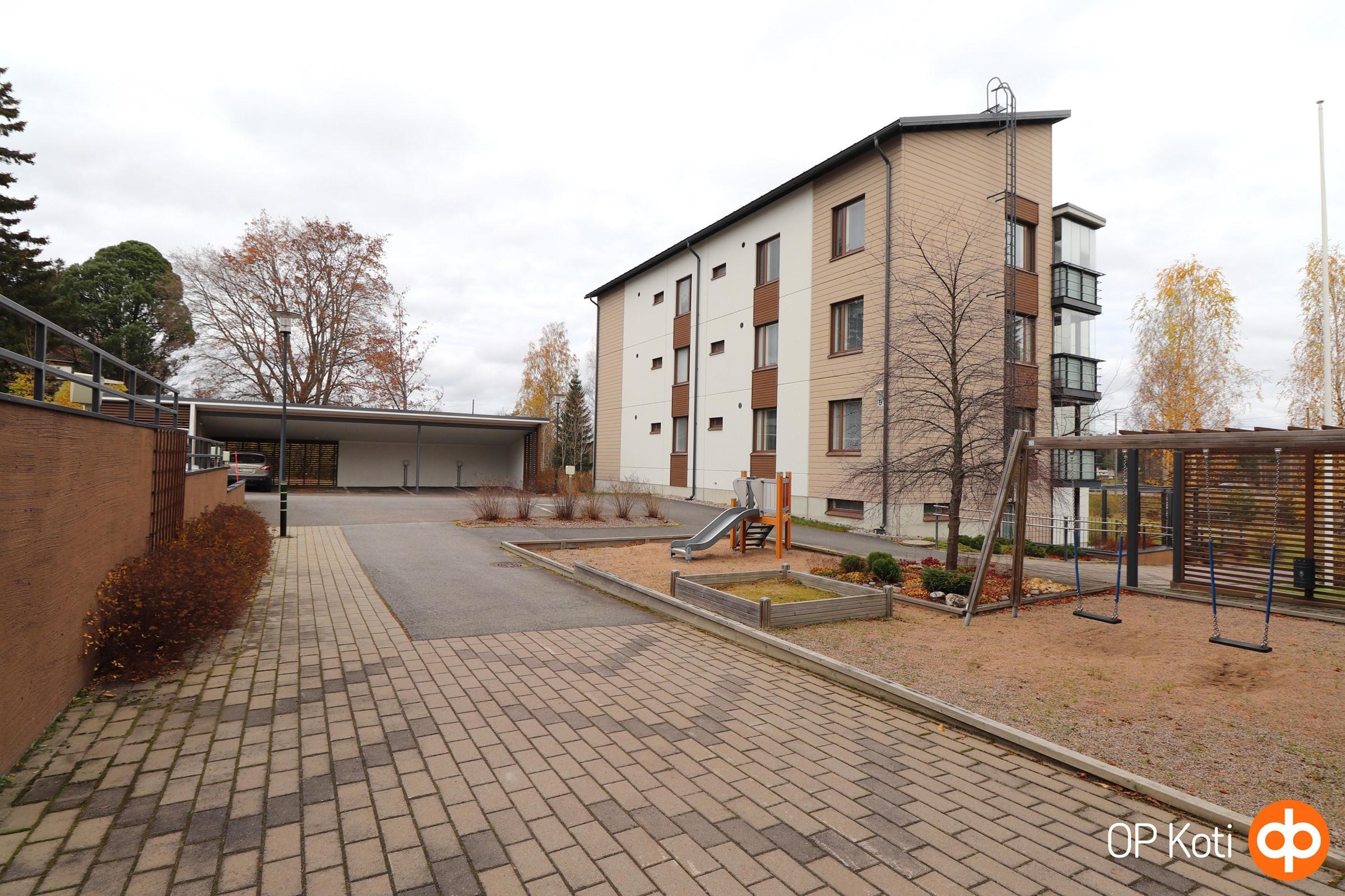 Taloyhtiön pihapiiri