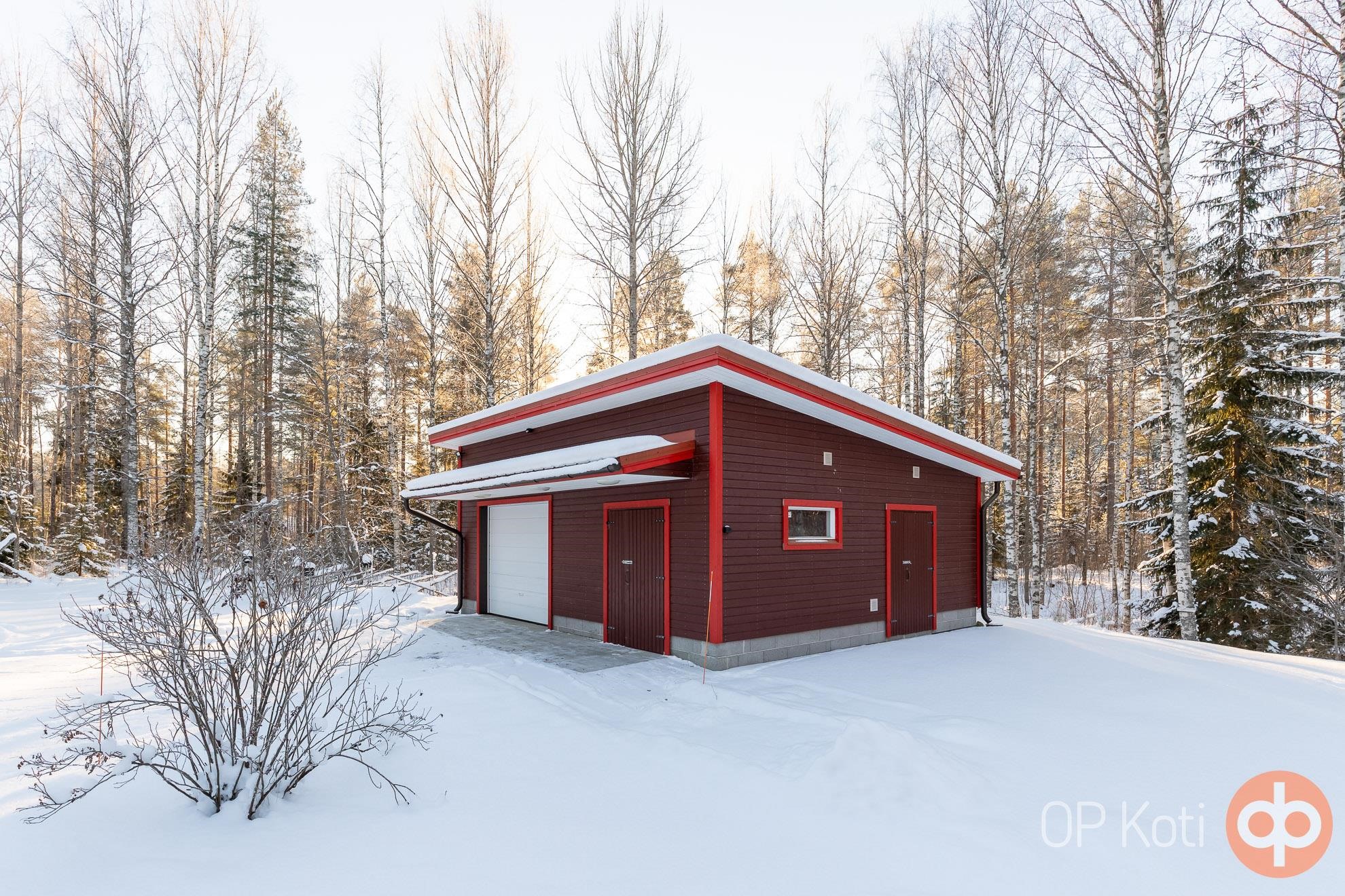 autotalli ja liiteri