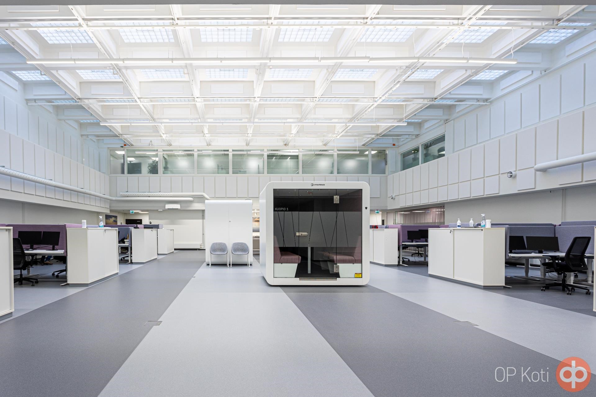 Avointa toimisto/liiketilaa