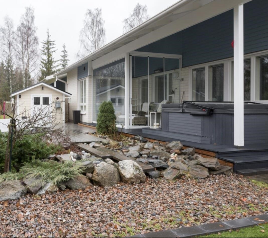 myyjän kuvia kesältä