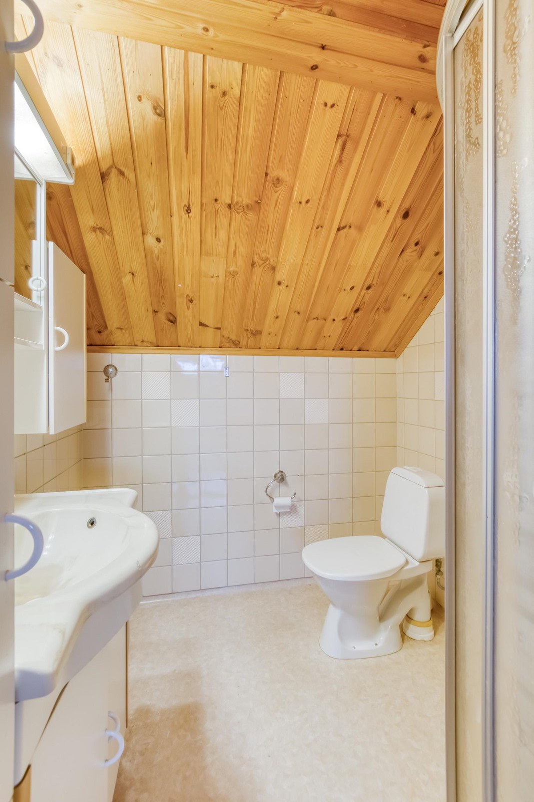 Yläkerran wc/suihku