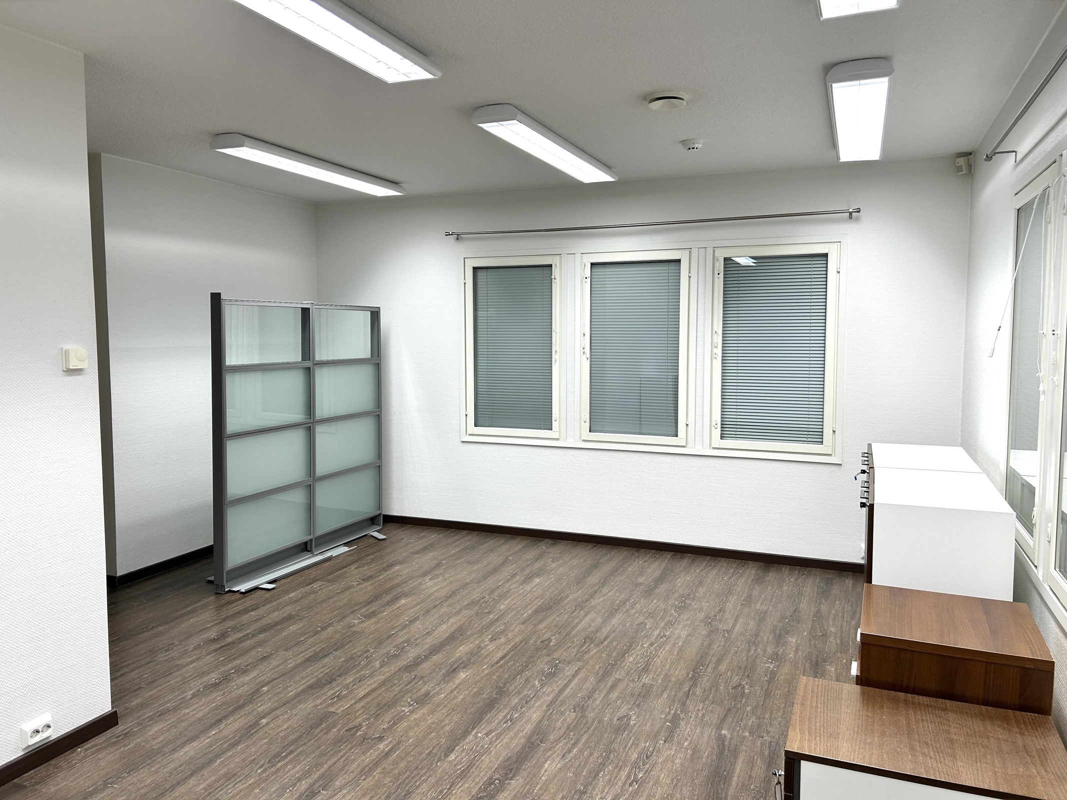 Kuva vastaavasta toimistosta sama kerros