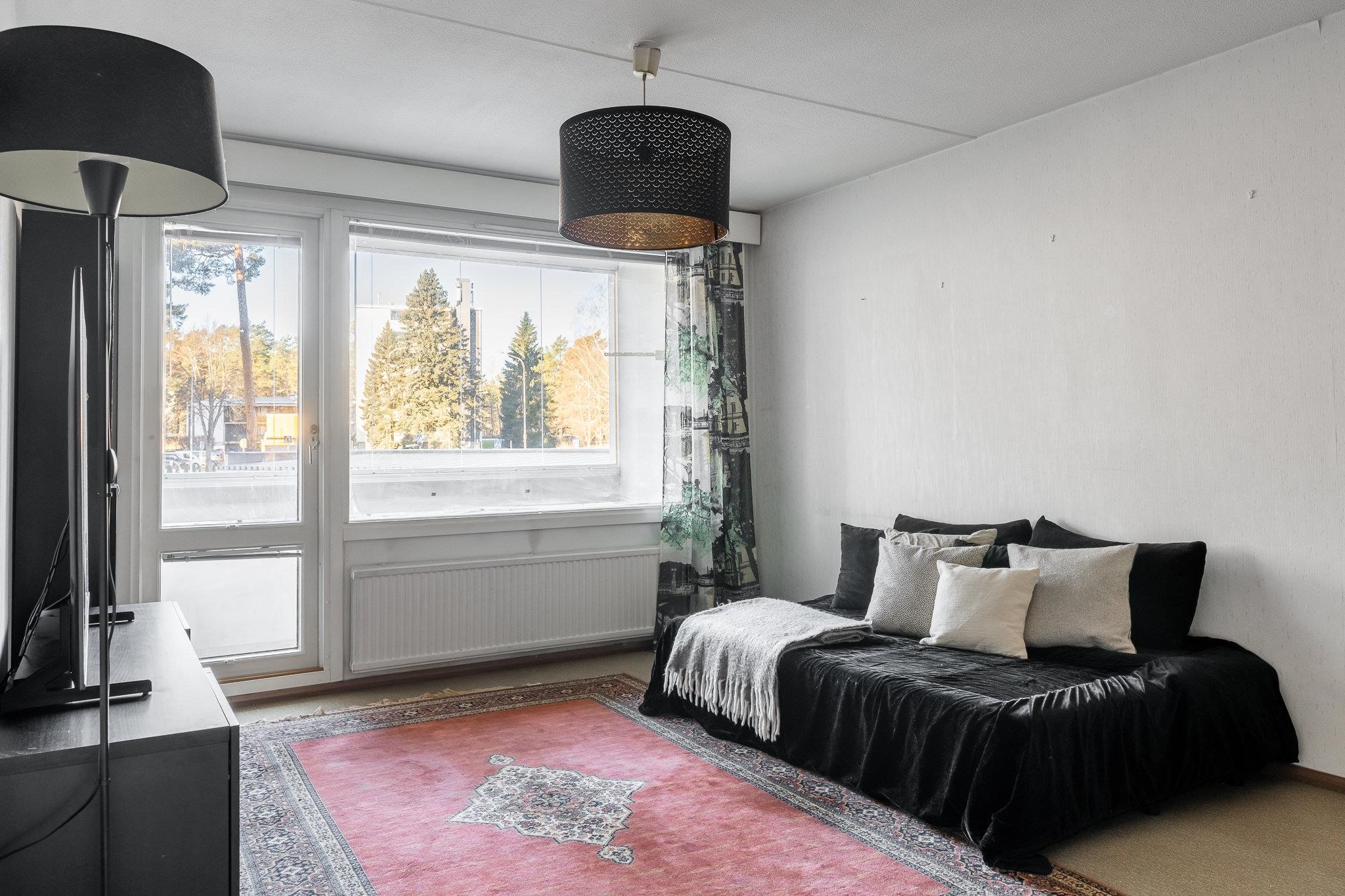 Olohuoneesta parvekkeelle