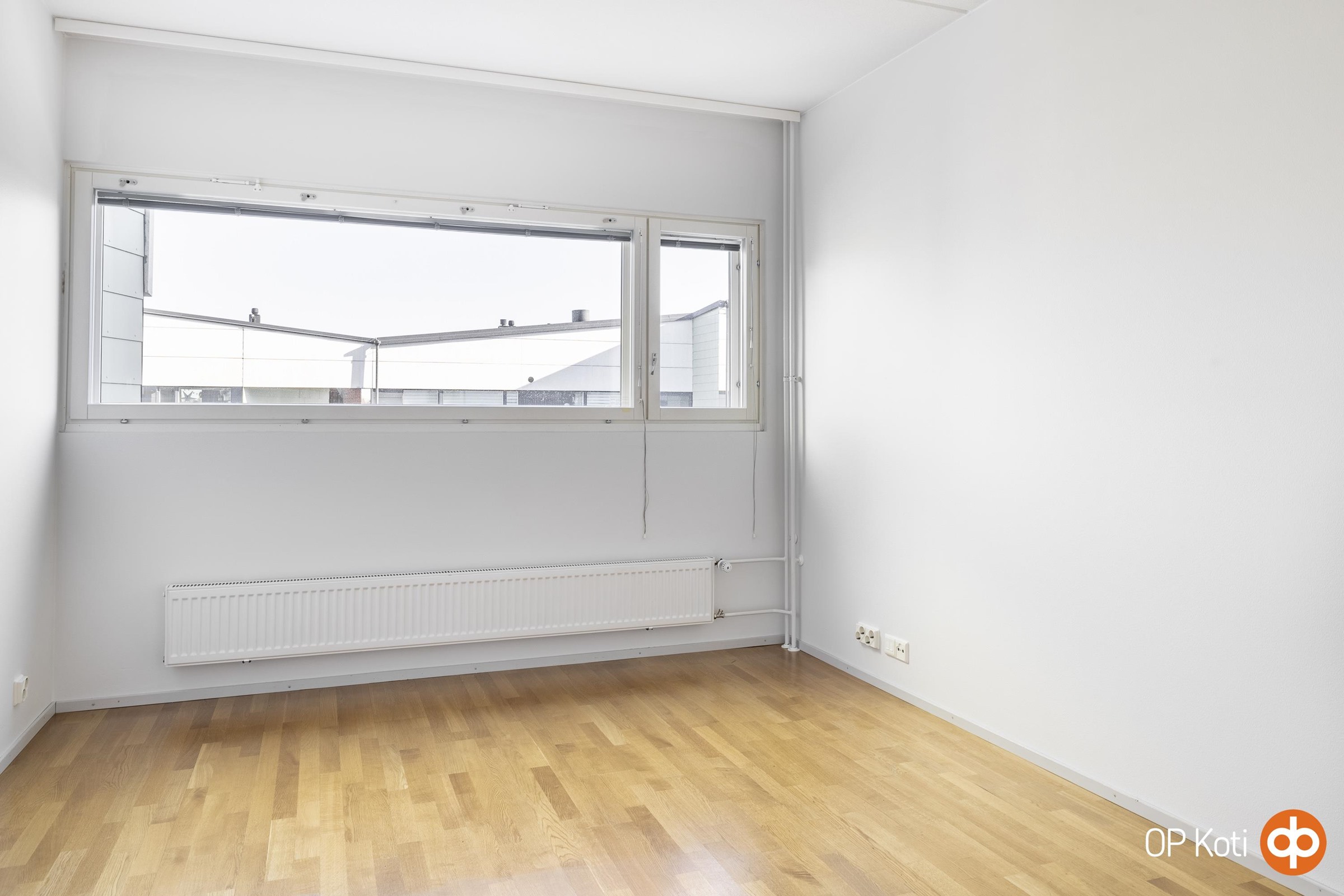 Makuuhuone 3 sisäpihan puolelle