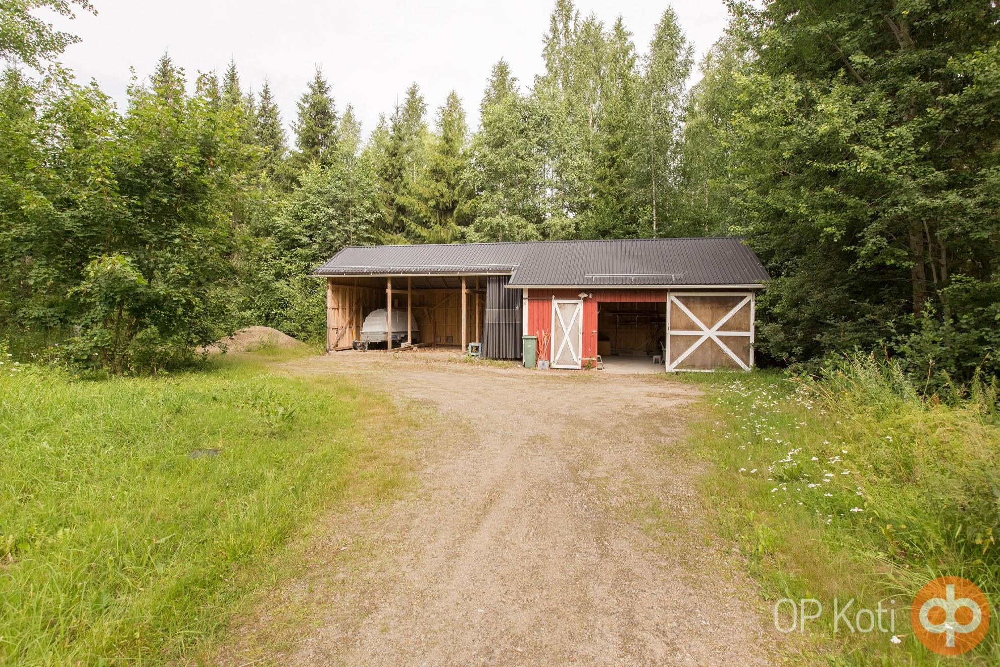 Toinen useamman auton autokatos