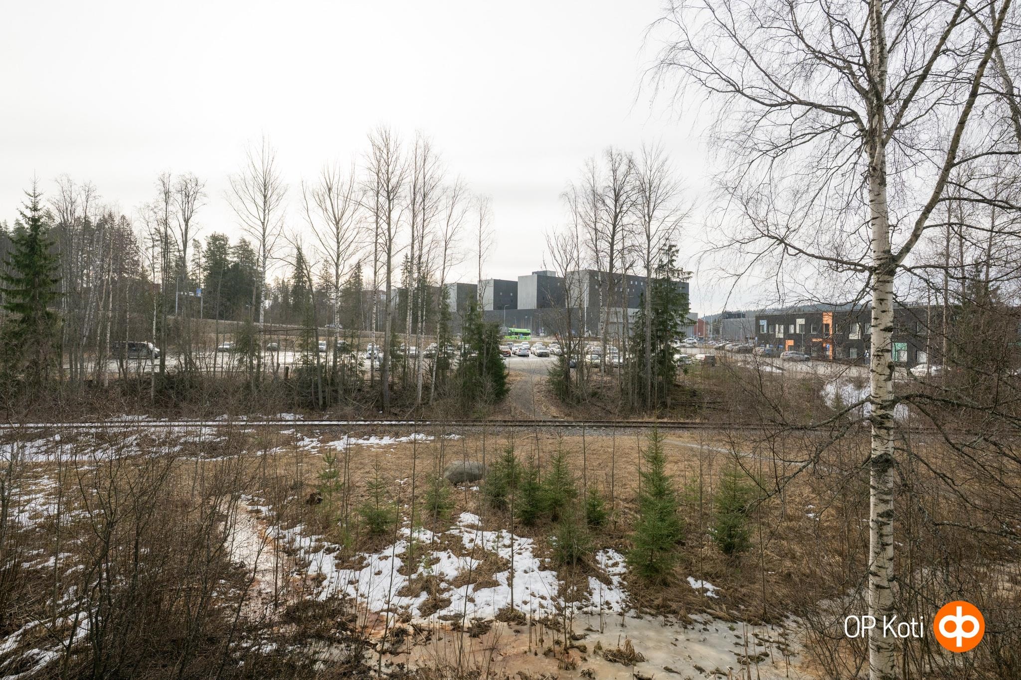 Parvekkeelta näkymä Novalle päin