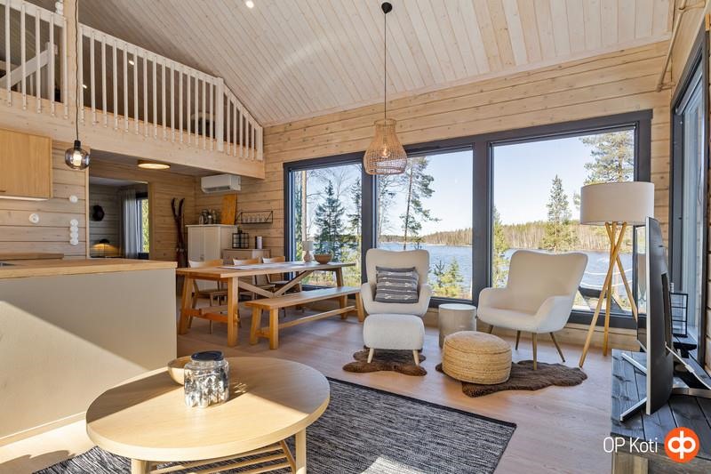 Isot ikkunat Puulalle