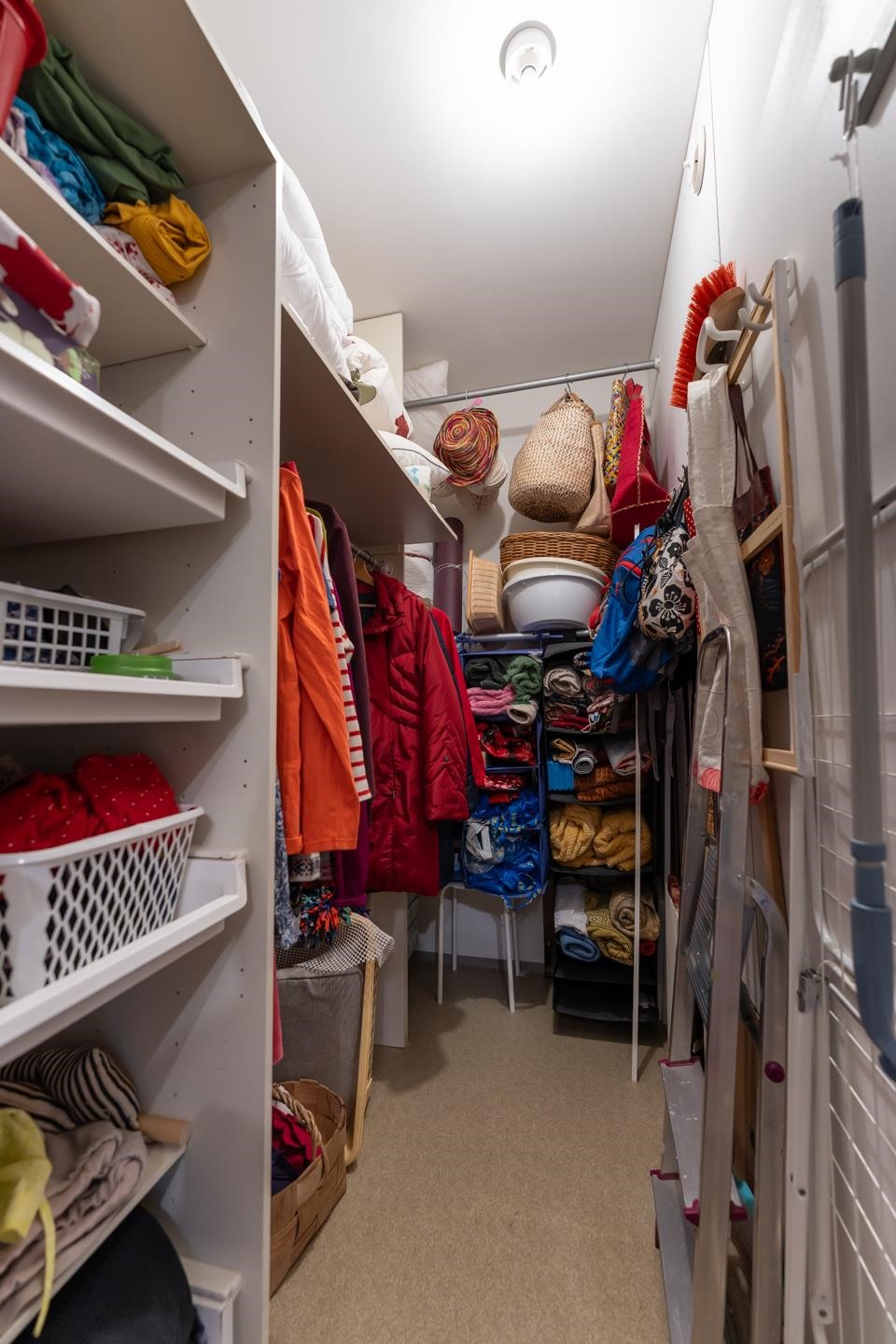 Vaatehuone / Klädrum