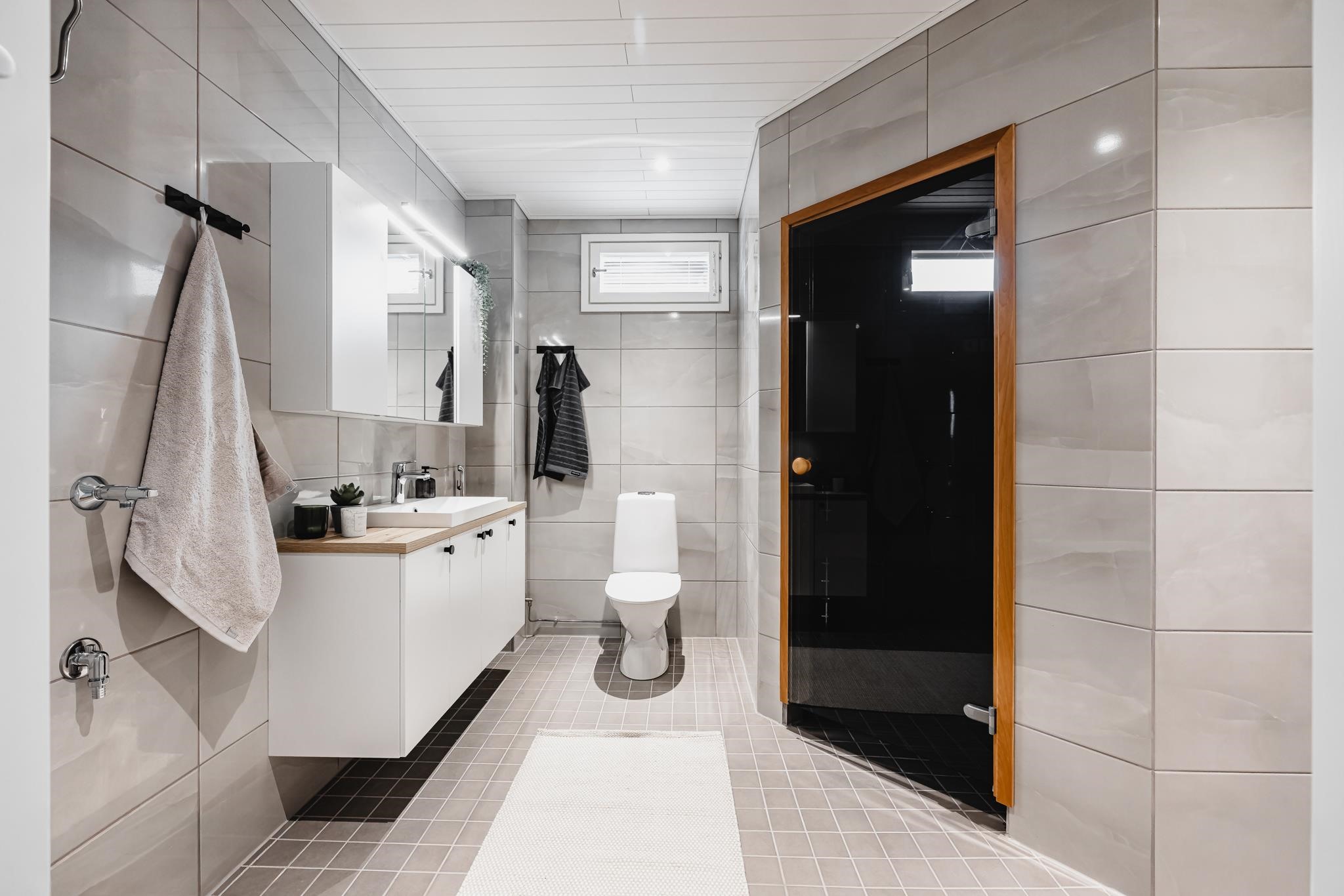 Kuvat rakentajan vastaavanlaisesta kohteesta