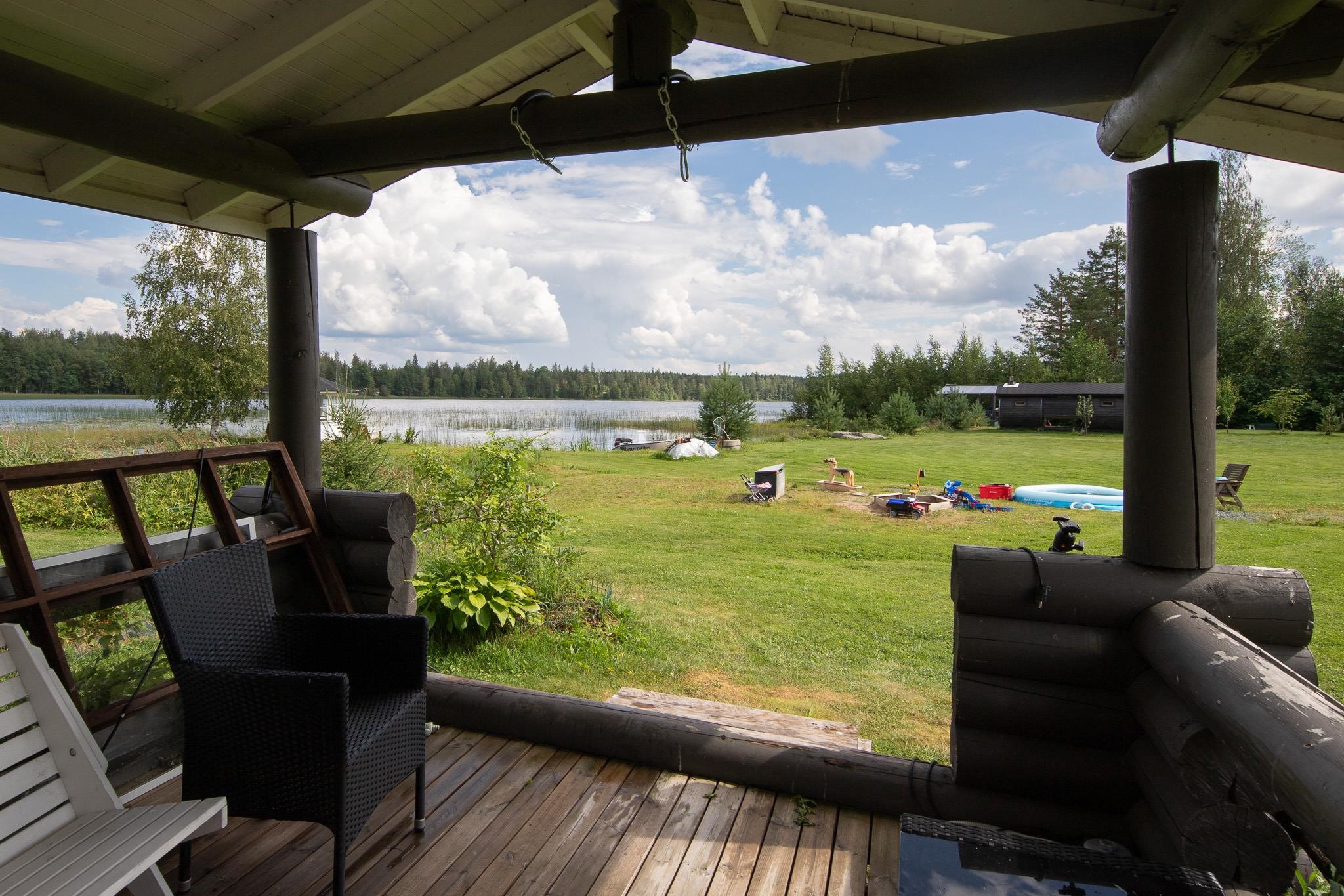 Näkymät makuuaitan terassilta