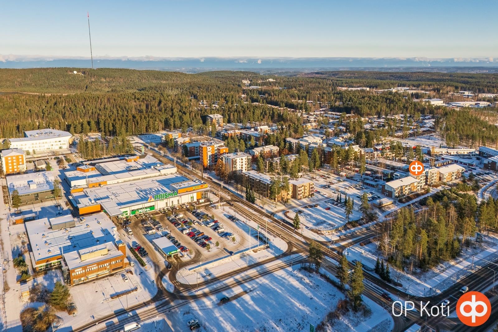 Keskustan palvelut lähellä